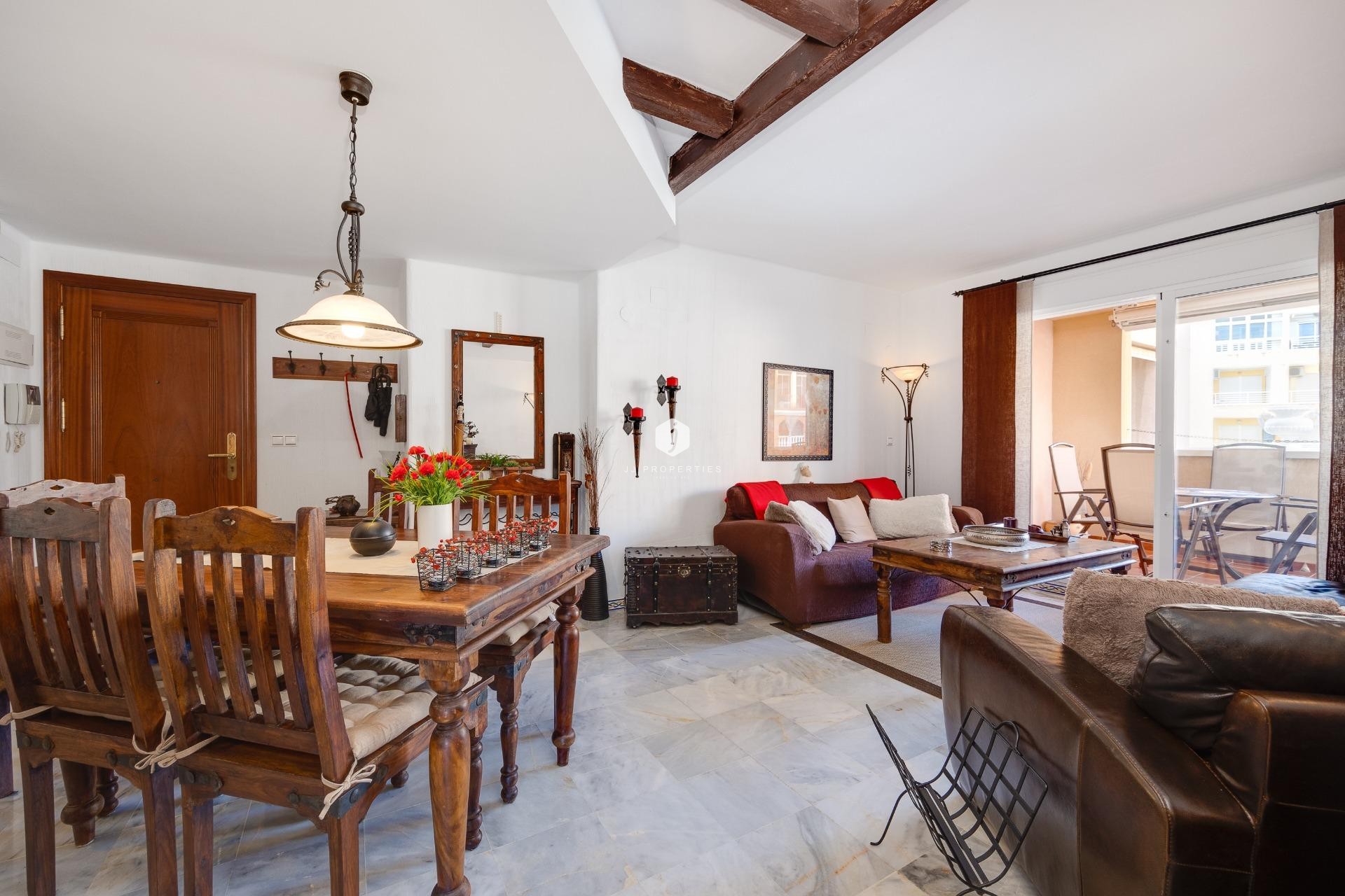 Aus zweiter Hand - Wohnung -
Torrevieja - Playa de los Locos