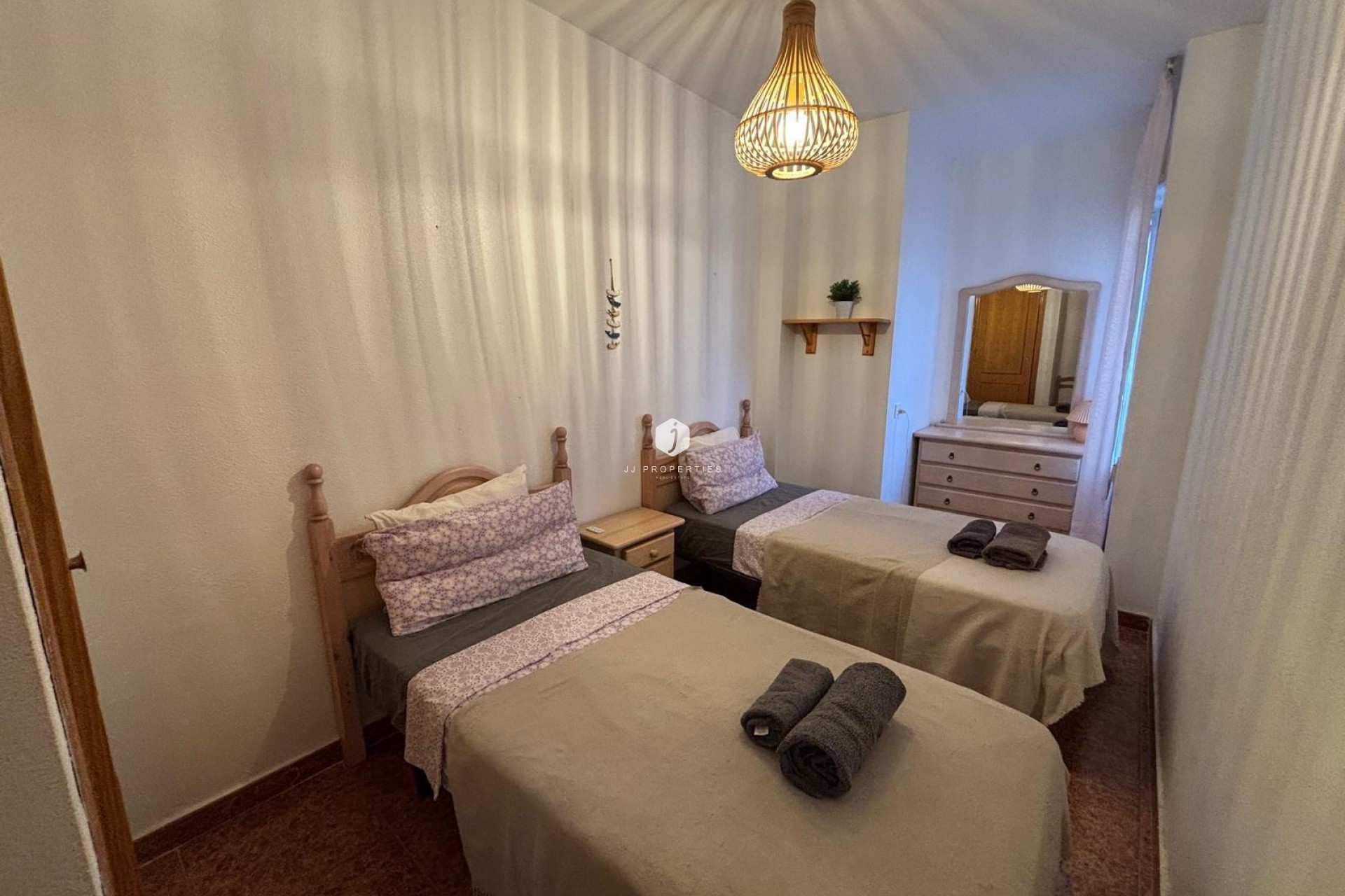 Aus zweiter Hand - Wohnung -
Torrevieja - Playa de los Locos