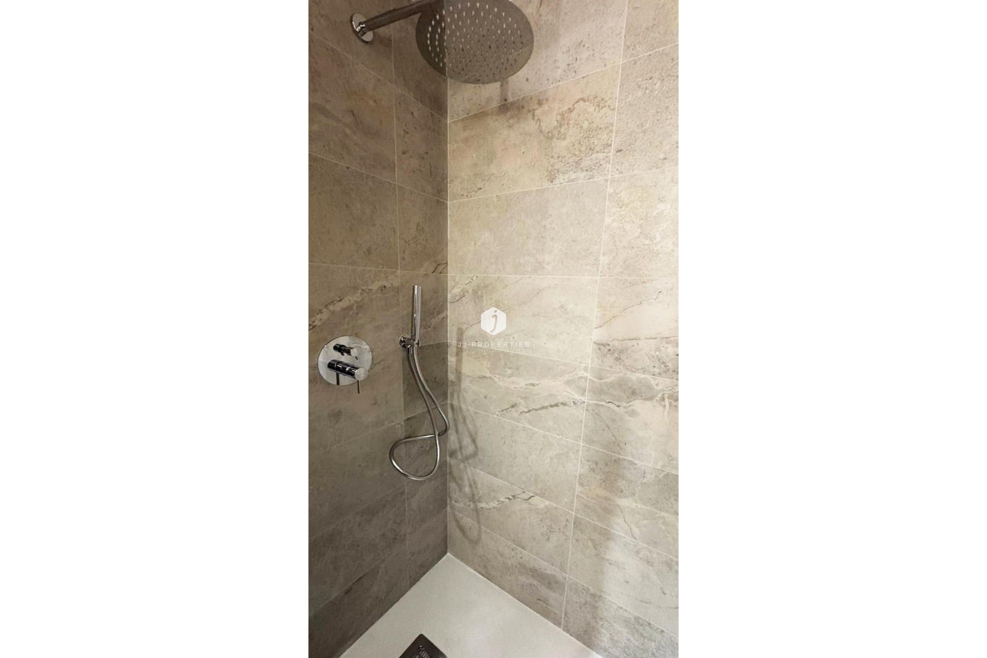 Aus zweiter Hand - Wohnung -
Torrevieja - Playa de los Locos