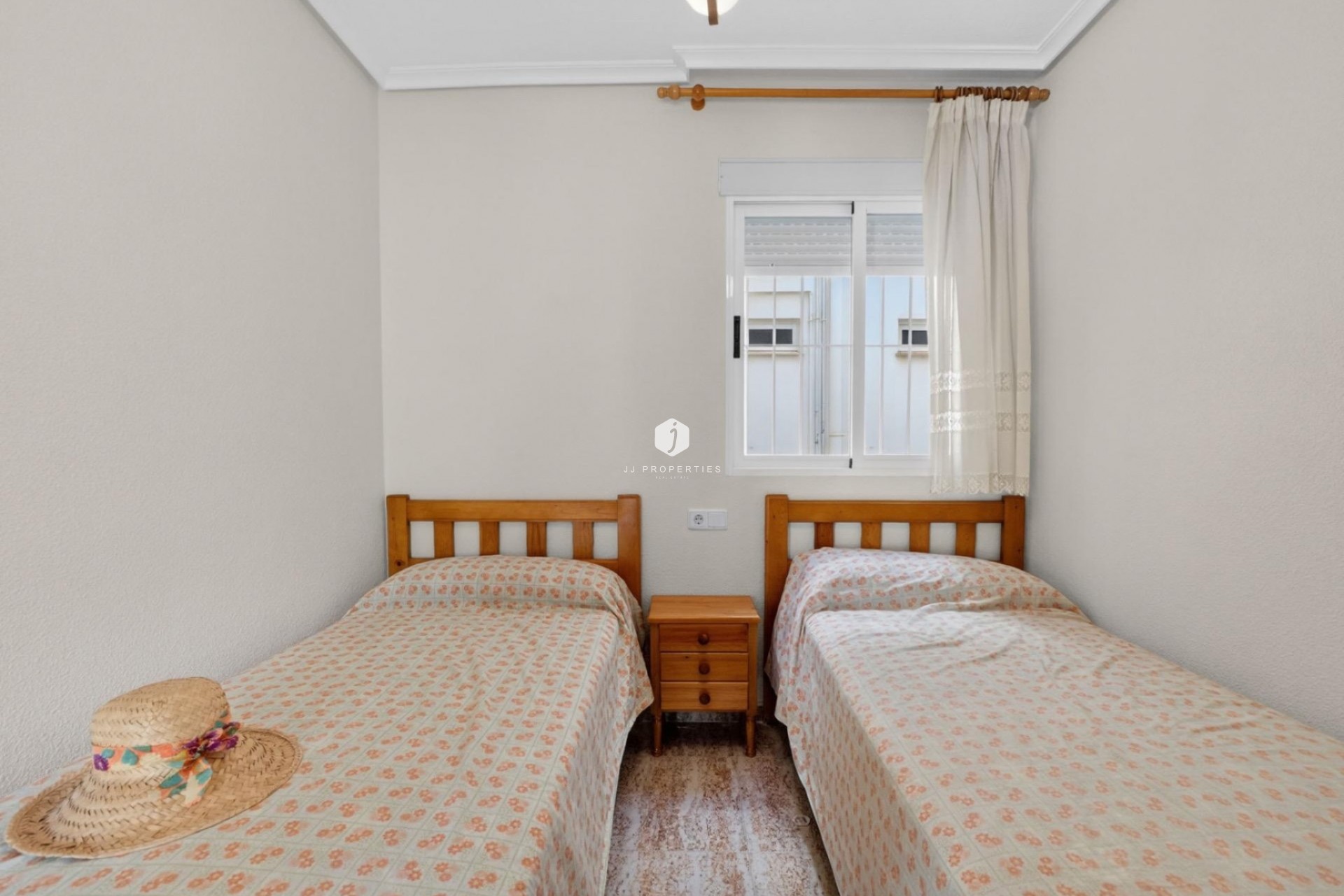 Aus zweiter Hand - Wohnung -
Torrevieja - Playa de los locos