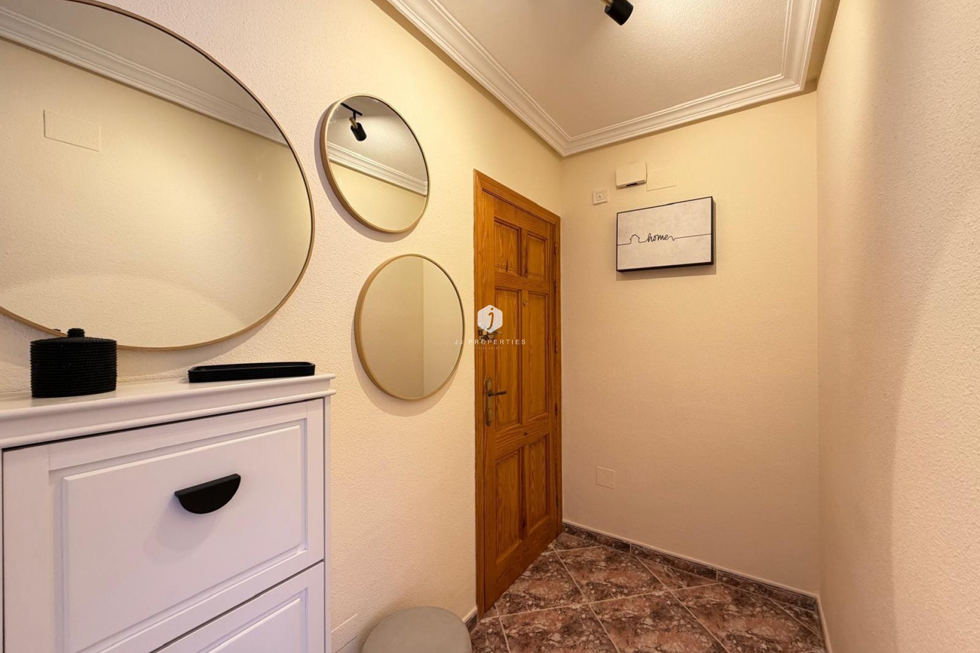 Aus zweiter Hand - Wohnung -
Torrevieja - Playa de los Locos