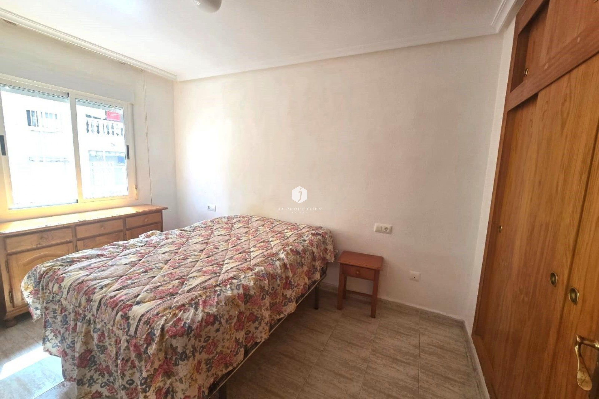 Aus zweiter Hand - Wohnung -
Torrevieja - Playa de los Locos