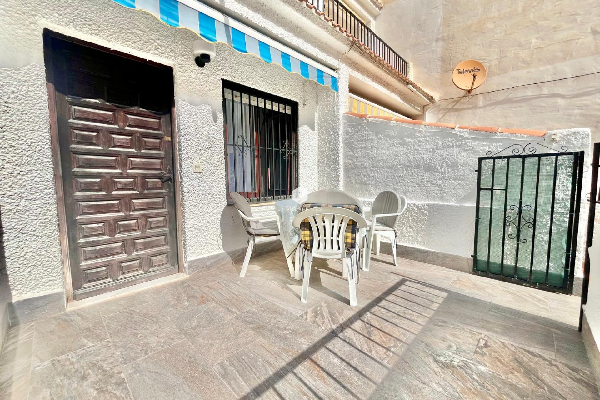 Aus zweiter Hand - Wohnung -
Torrevieja - Playa de los Locos