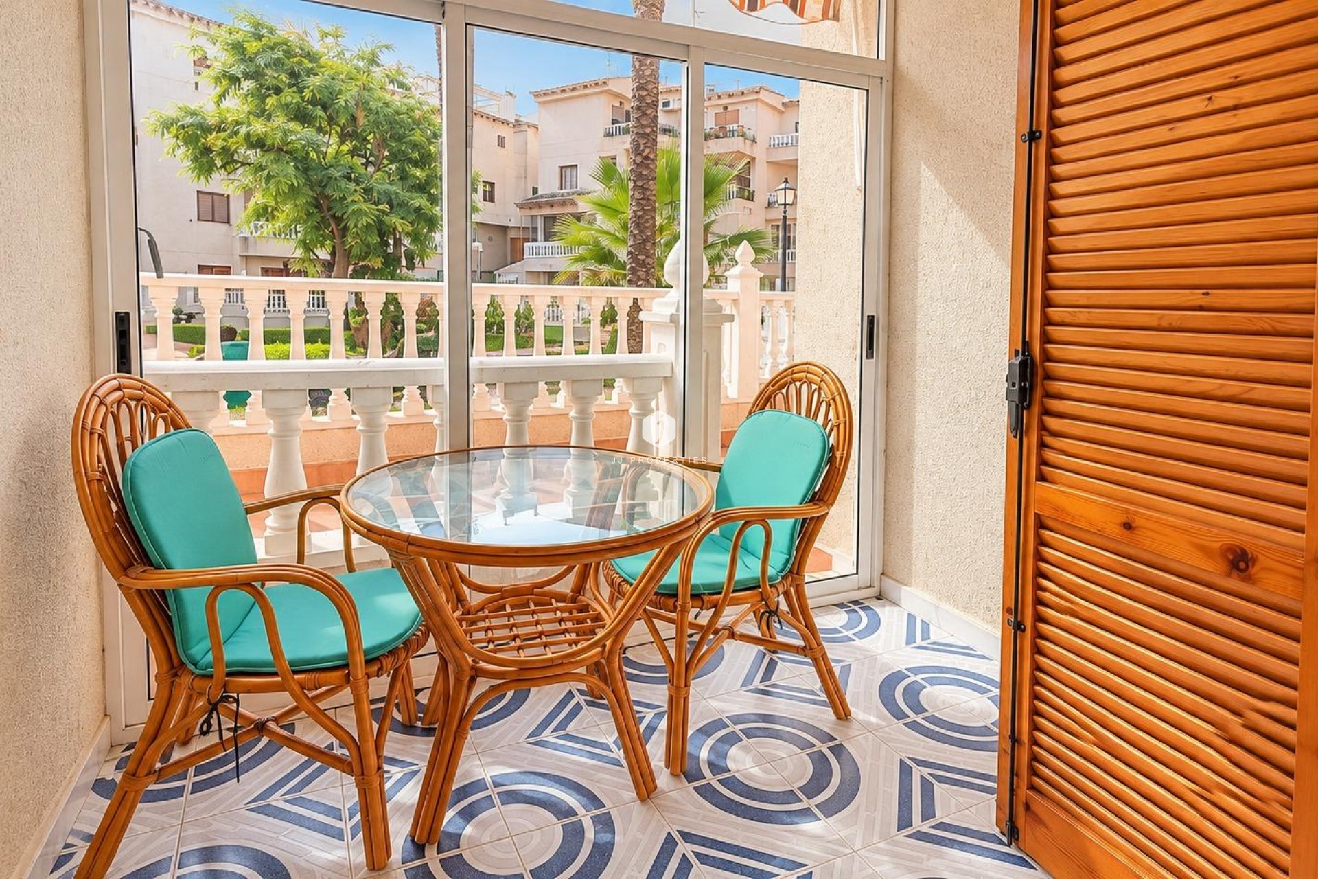 Aus zweiter Hand - Wohnung -
Torrevieja - Playa de los Locos