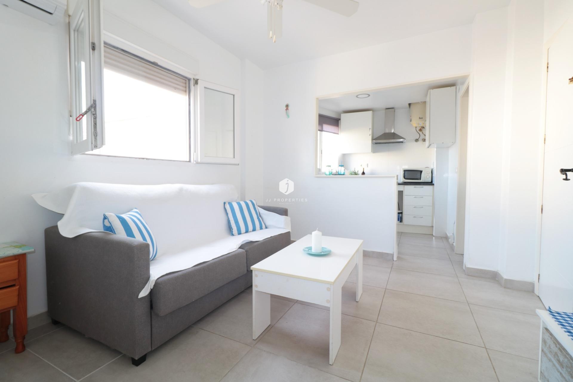 Aus zweiter Hand - Wohnung -
Torrevieja - Playa de los Naufragos