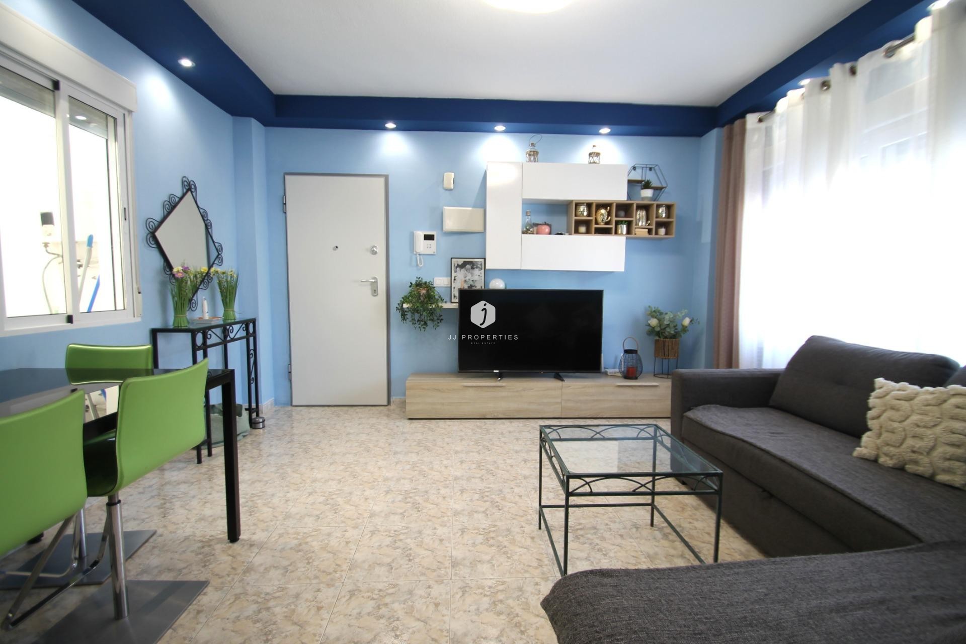 Aus zweiter Hand - Wohnung -
Torrevieja - Playa de los Naufragos