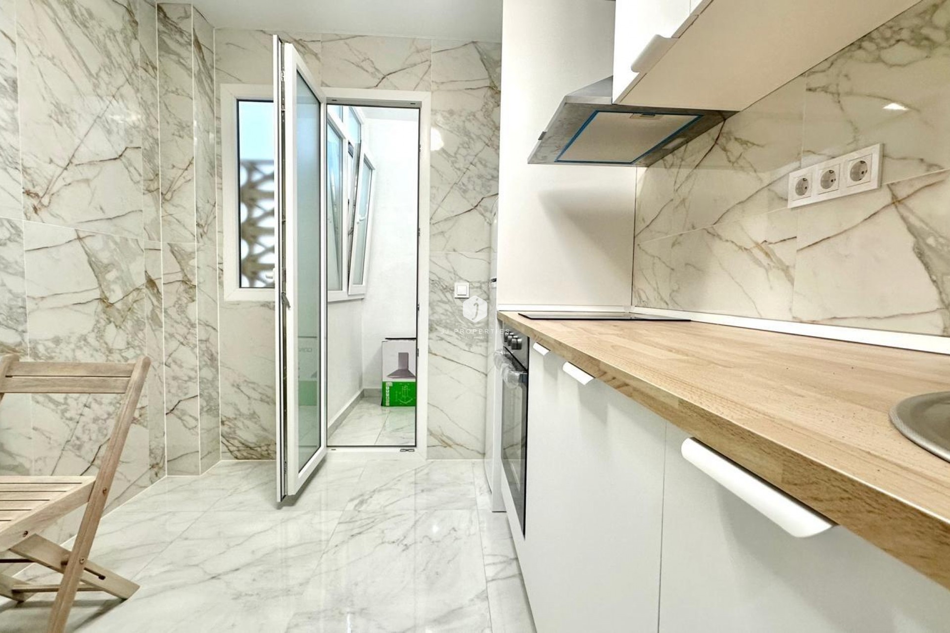 Aus zweiter Hand - Wohnung -
Torrevieja - Playa del Cura