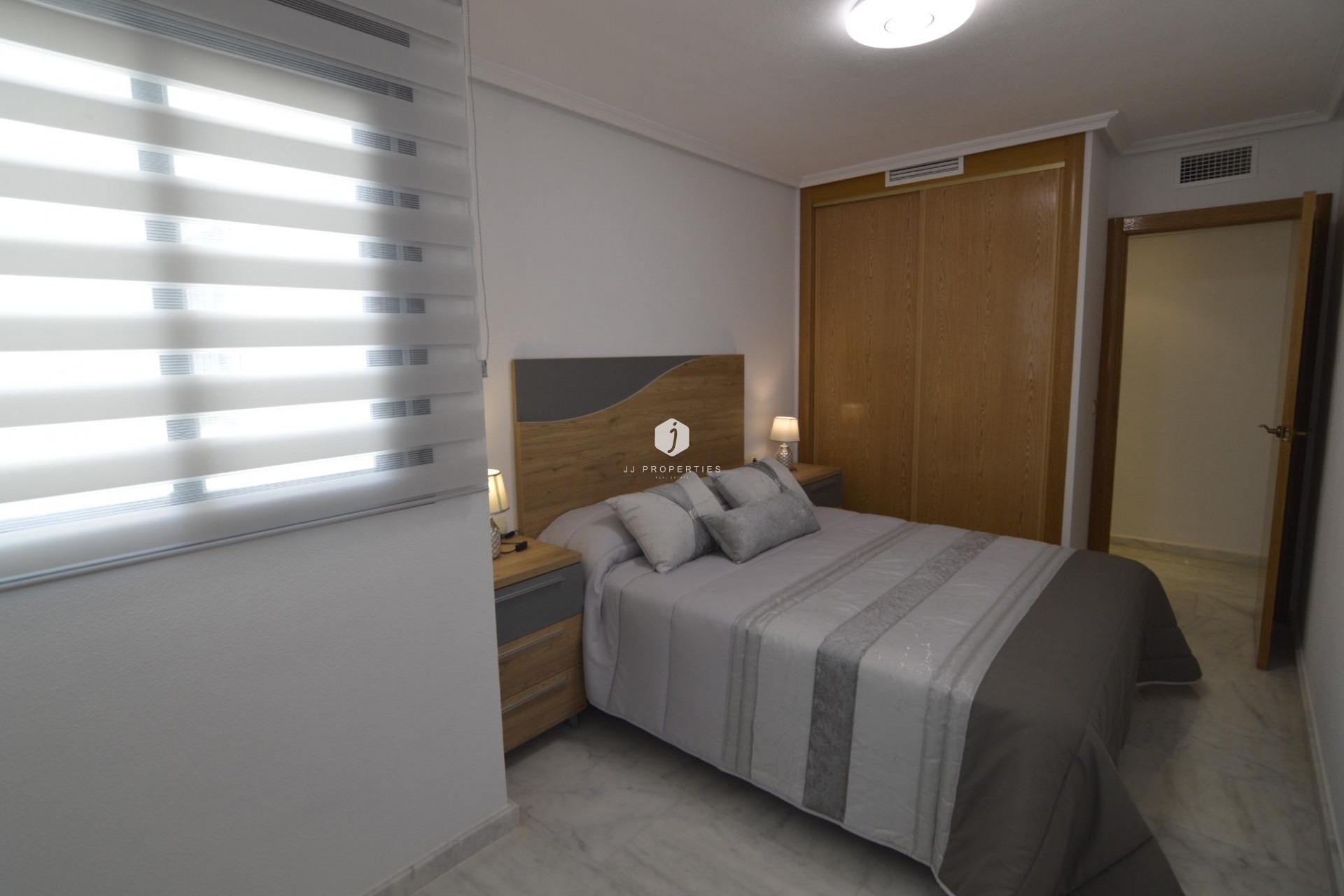 Aus zweiter Hand - Wohnung -
Torrevieja - Playa del Cura