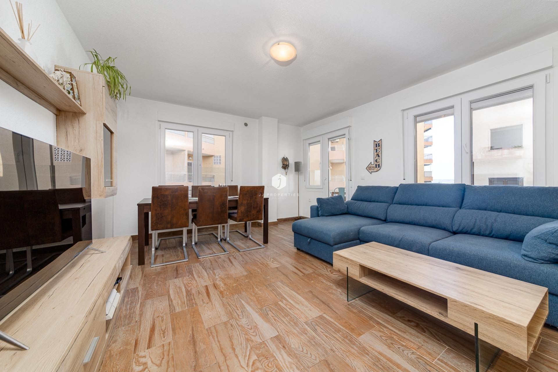 Aus zweiter Hand - Wohnung -
Torrevieja - Playa del Cura