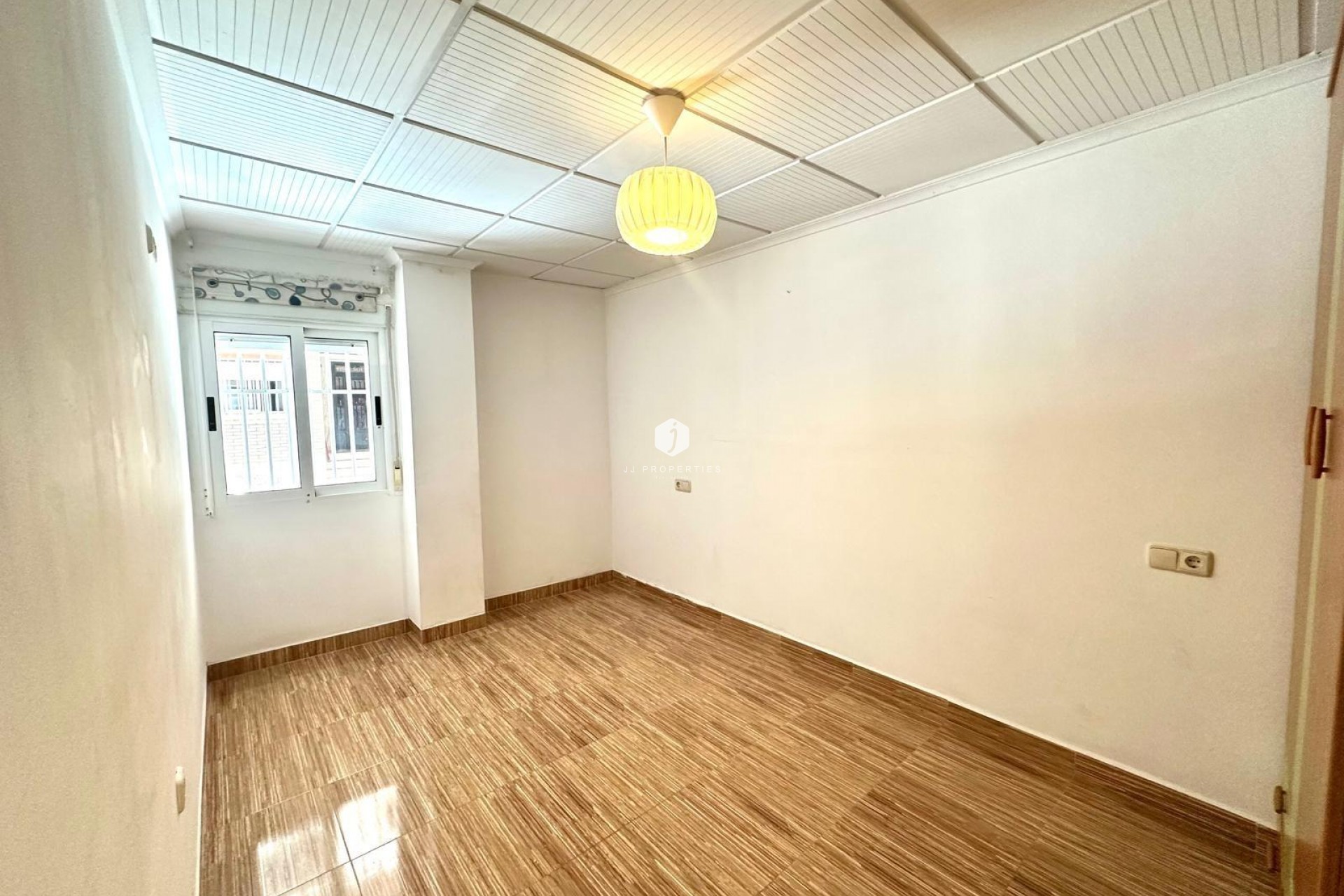 Aus zweiter Hand - Wohnung -
Torrevieja - Playa del Cura