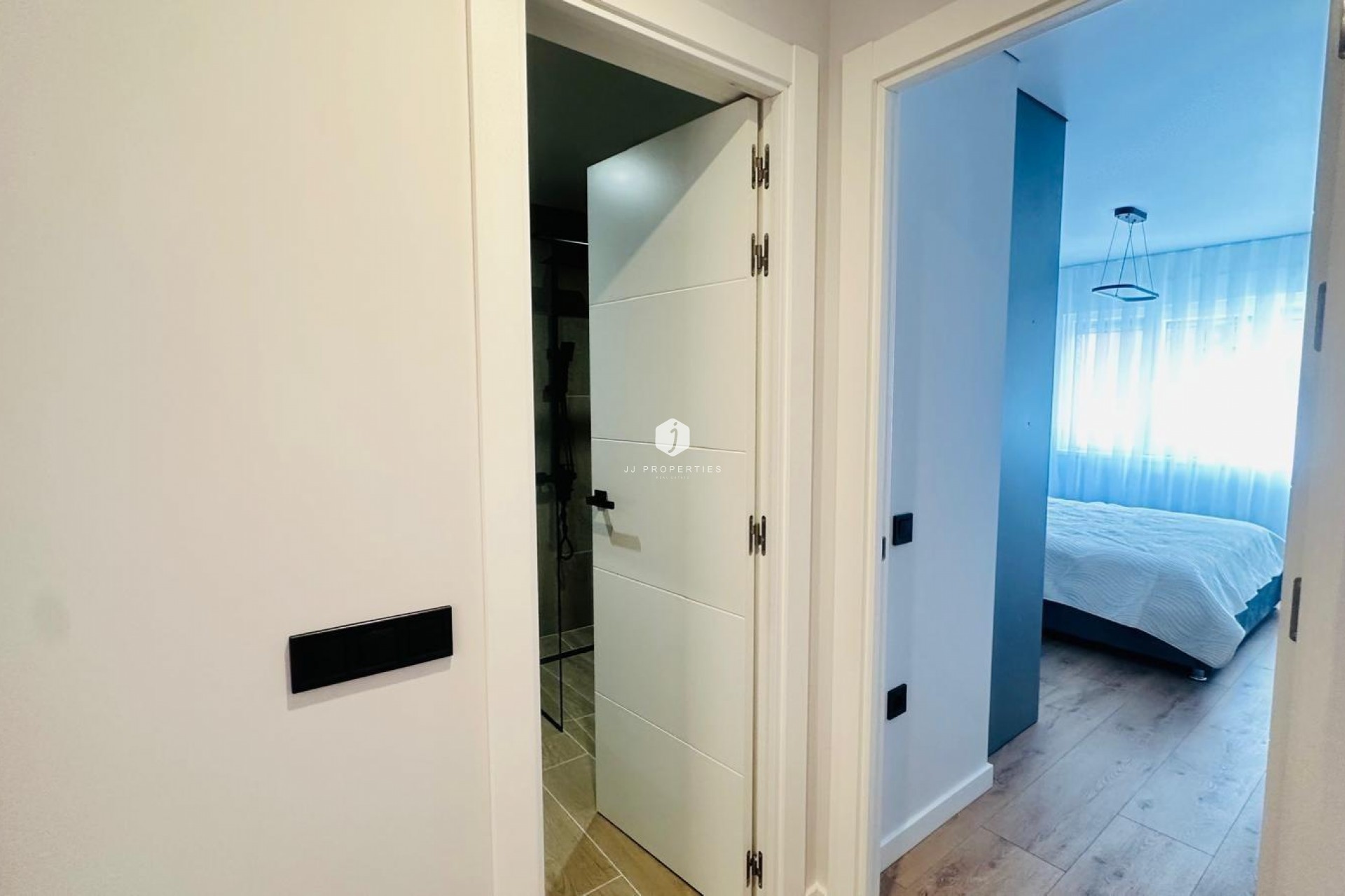 Aus zweiter Hand - Wohnung -
Torrevieja - Playa del Cura