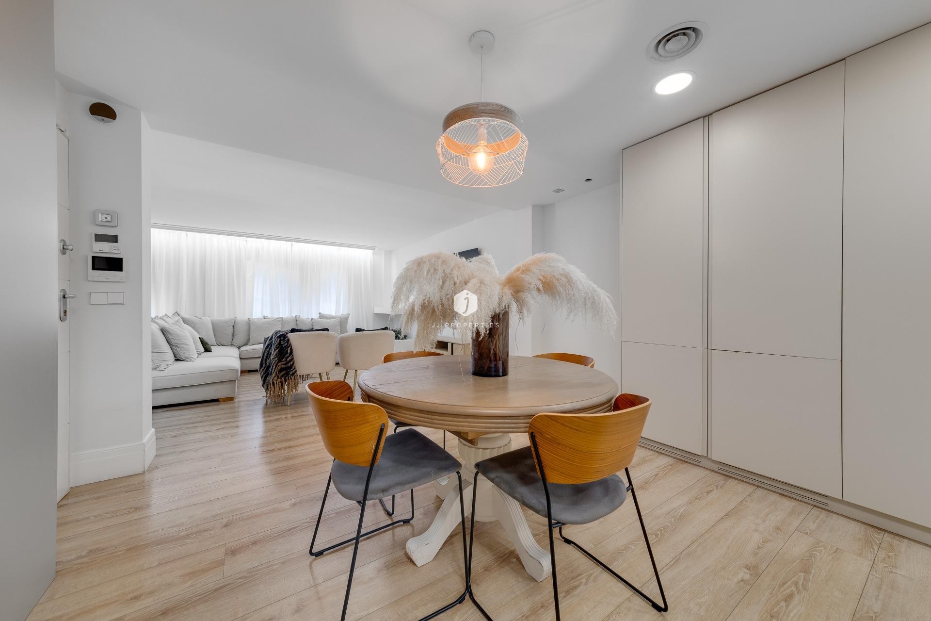 Aus zweiter Hand - Wohnung -
Torrevieja - Playa del Cura