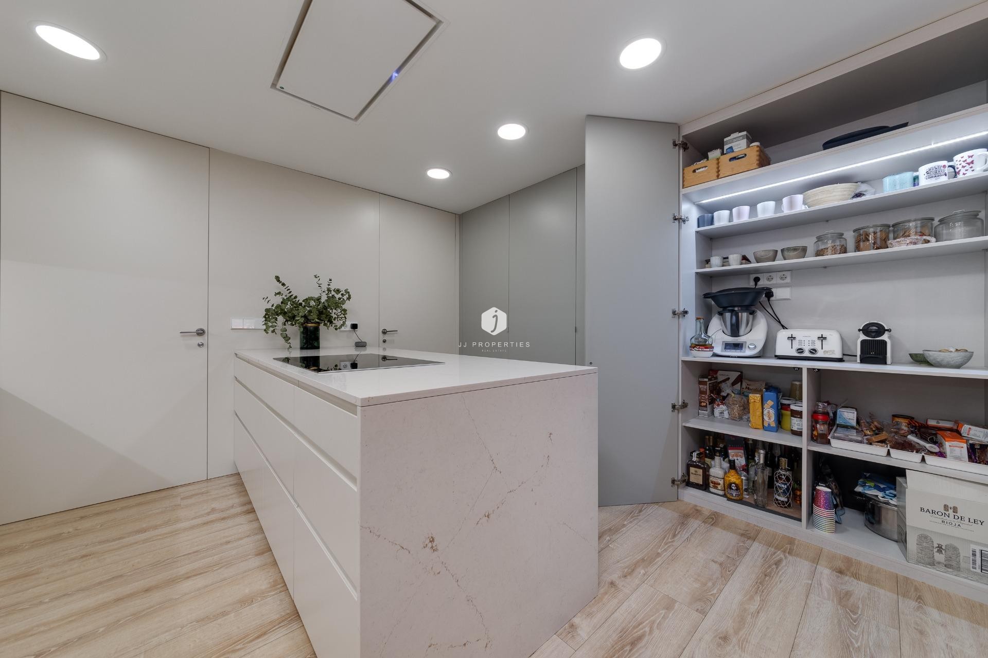 Aus zweiter Hand - Wohnung -
Torrevieja - Playa del Cura