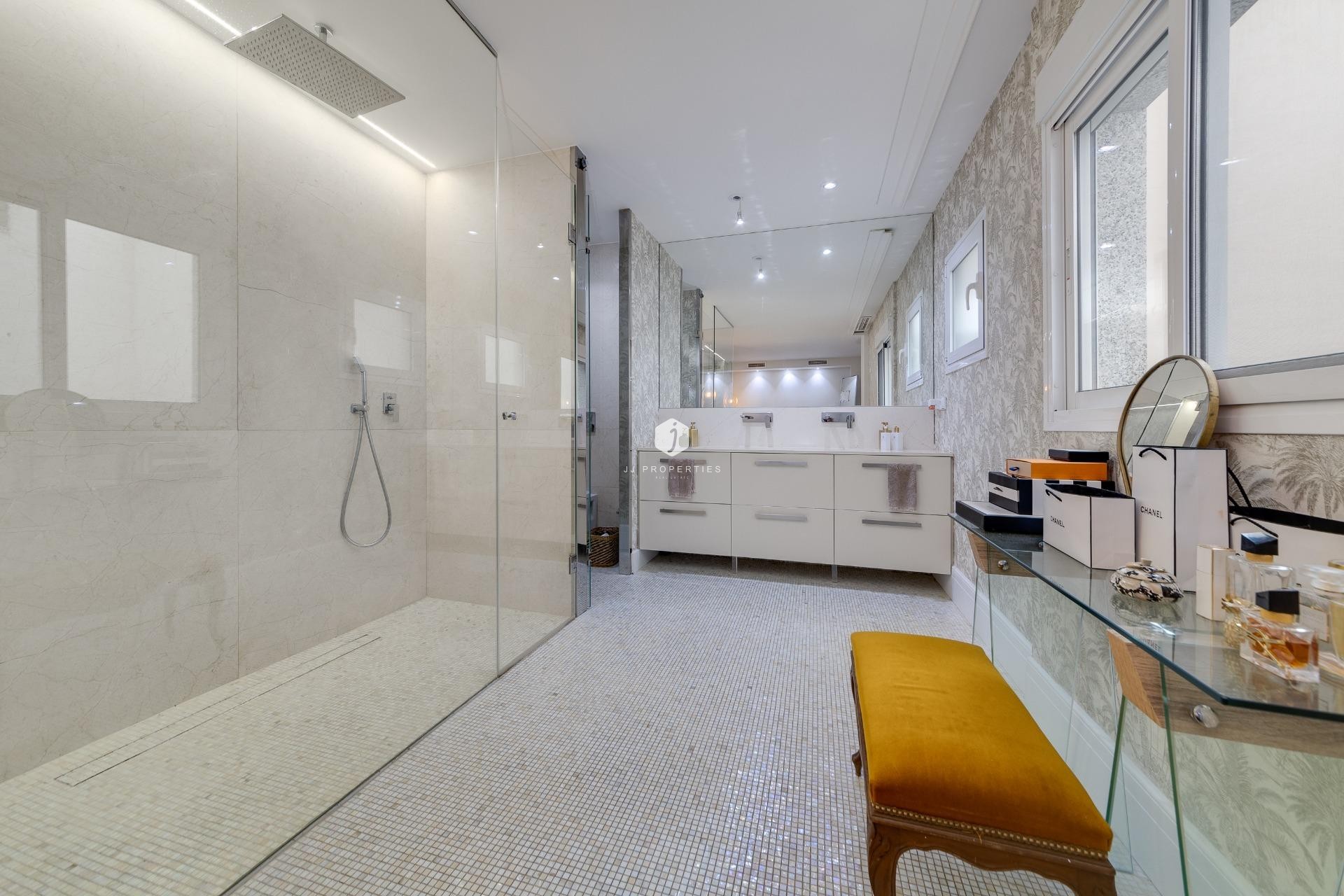 Aus zweiter Hand - Wohnung -
Torrevieja - Playa del Cura