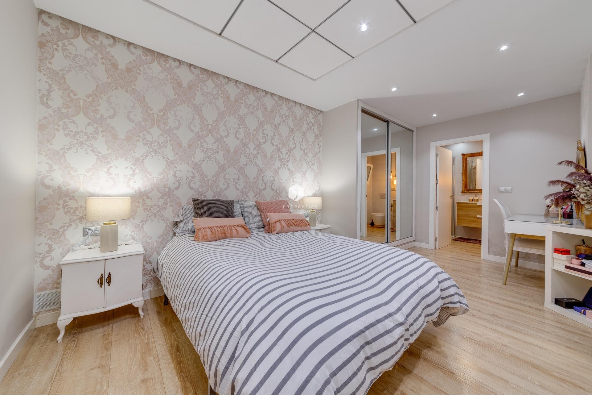 Aus zweiter Hand - Wohnung -
Torrevieja - Playa del Cura