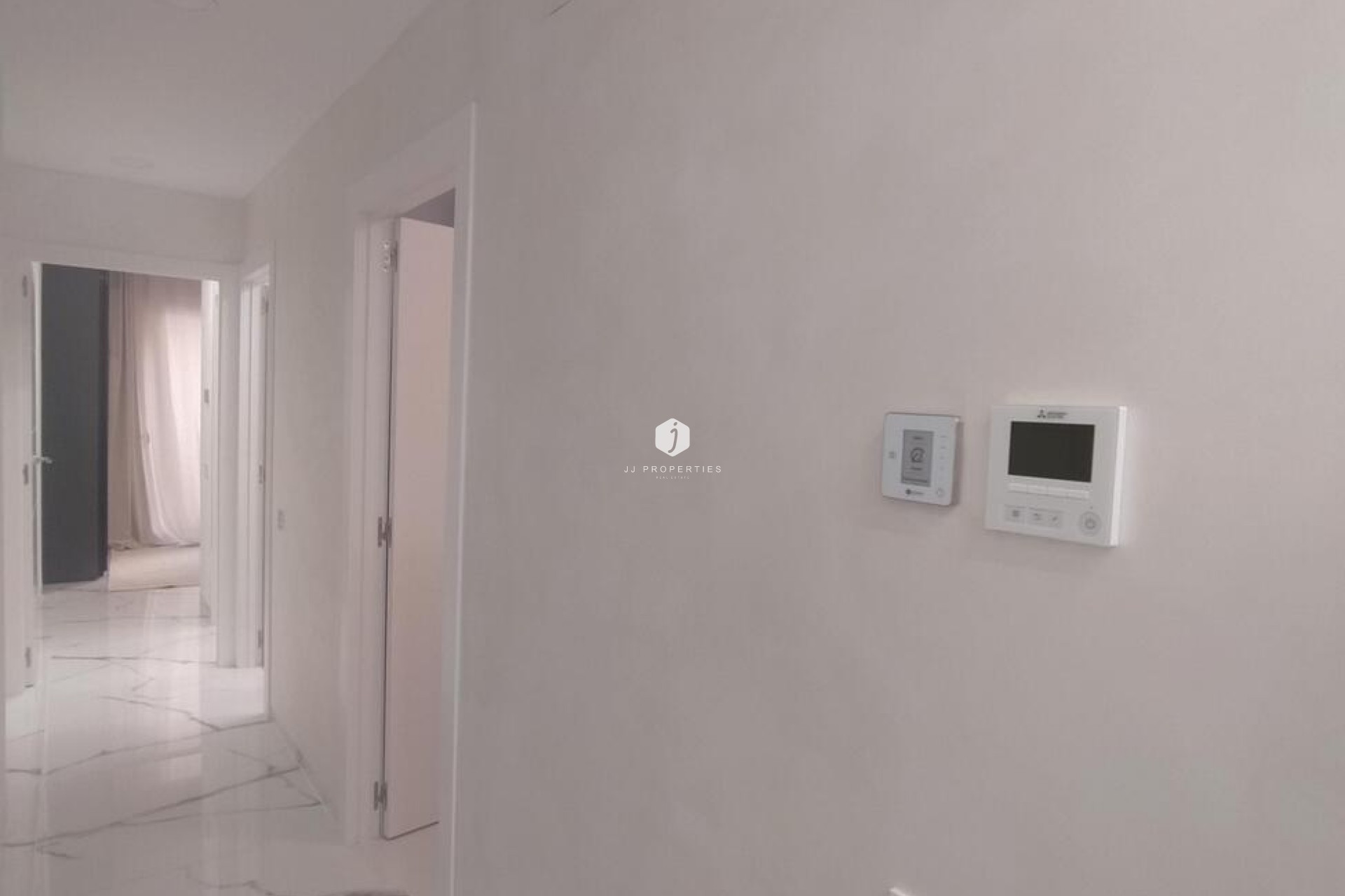 Aus zweiter Hand - Wohnung -
Torrevieja - Playa del Cura