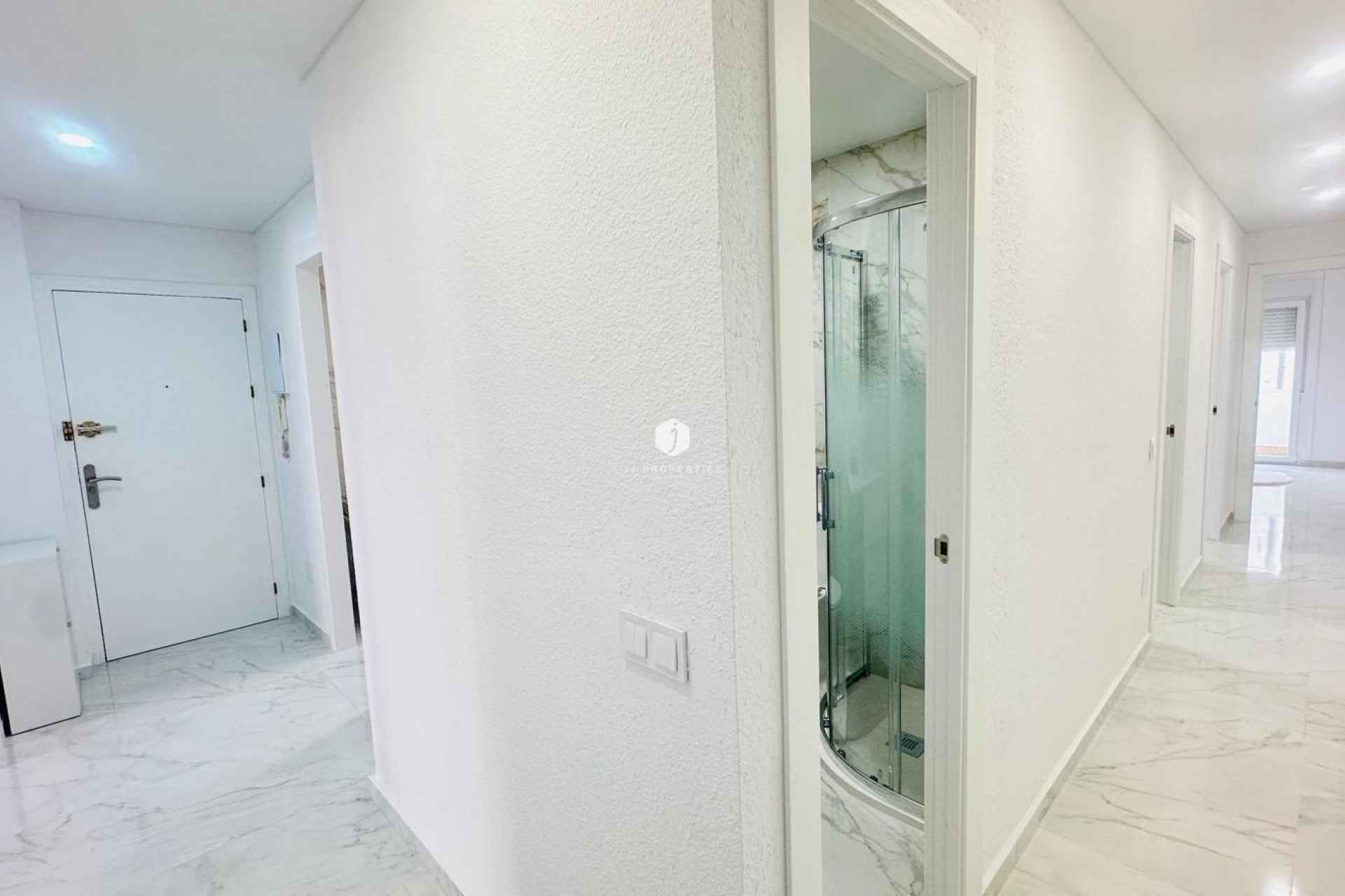 Aus zweiter Hand - Wohnung -
Torrevieja - Playa del Cura