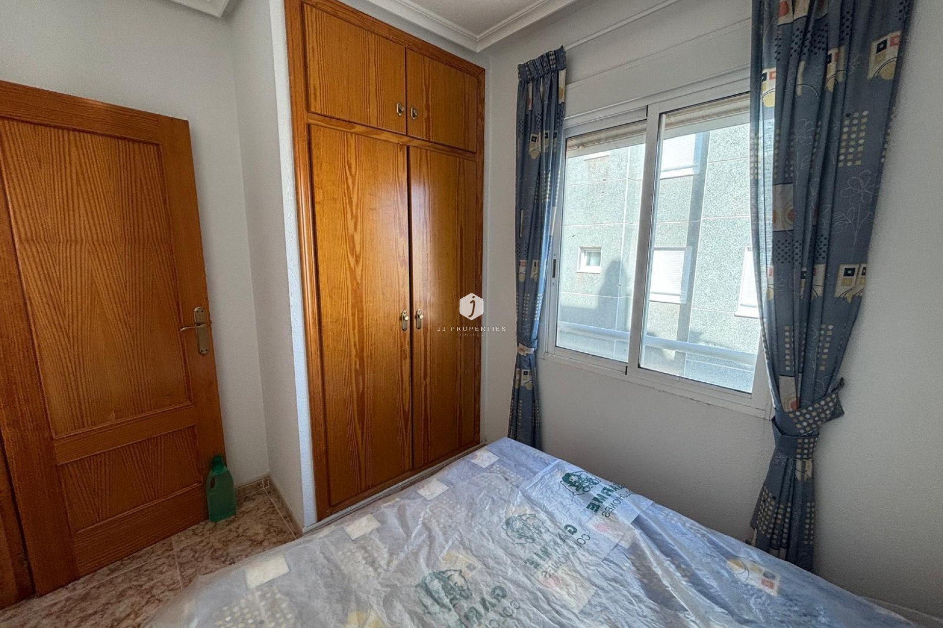 Aus zweiter Hand - Wohnung -
Torrevieja - Playa del Cura