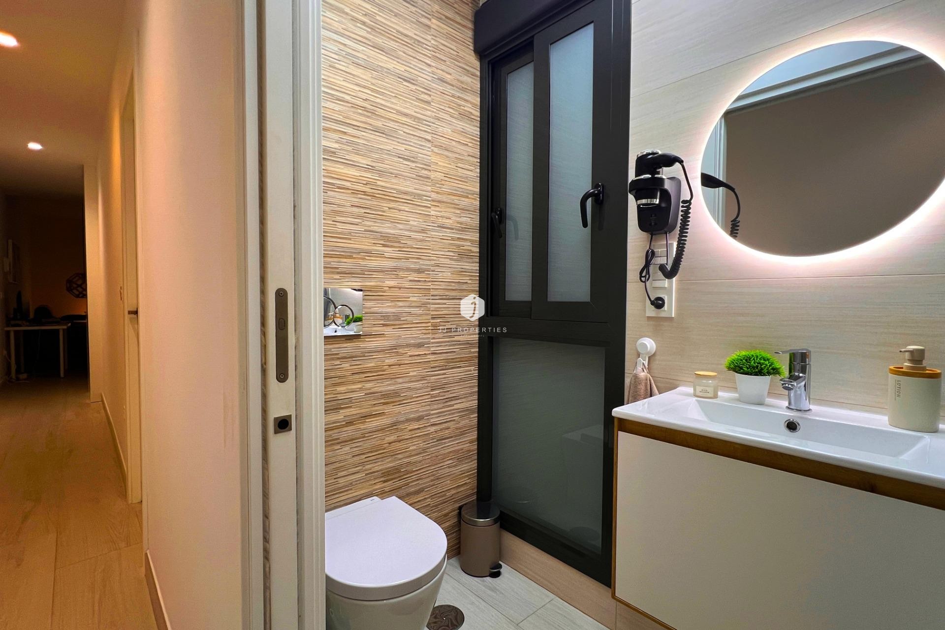 Aus zweiter Hand - Wohnung -
Torrevieja - Playa del Cura