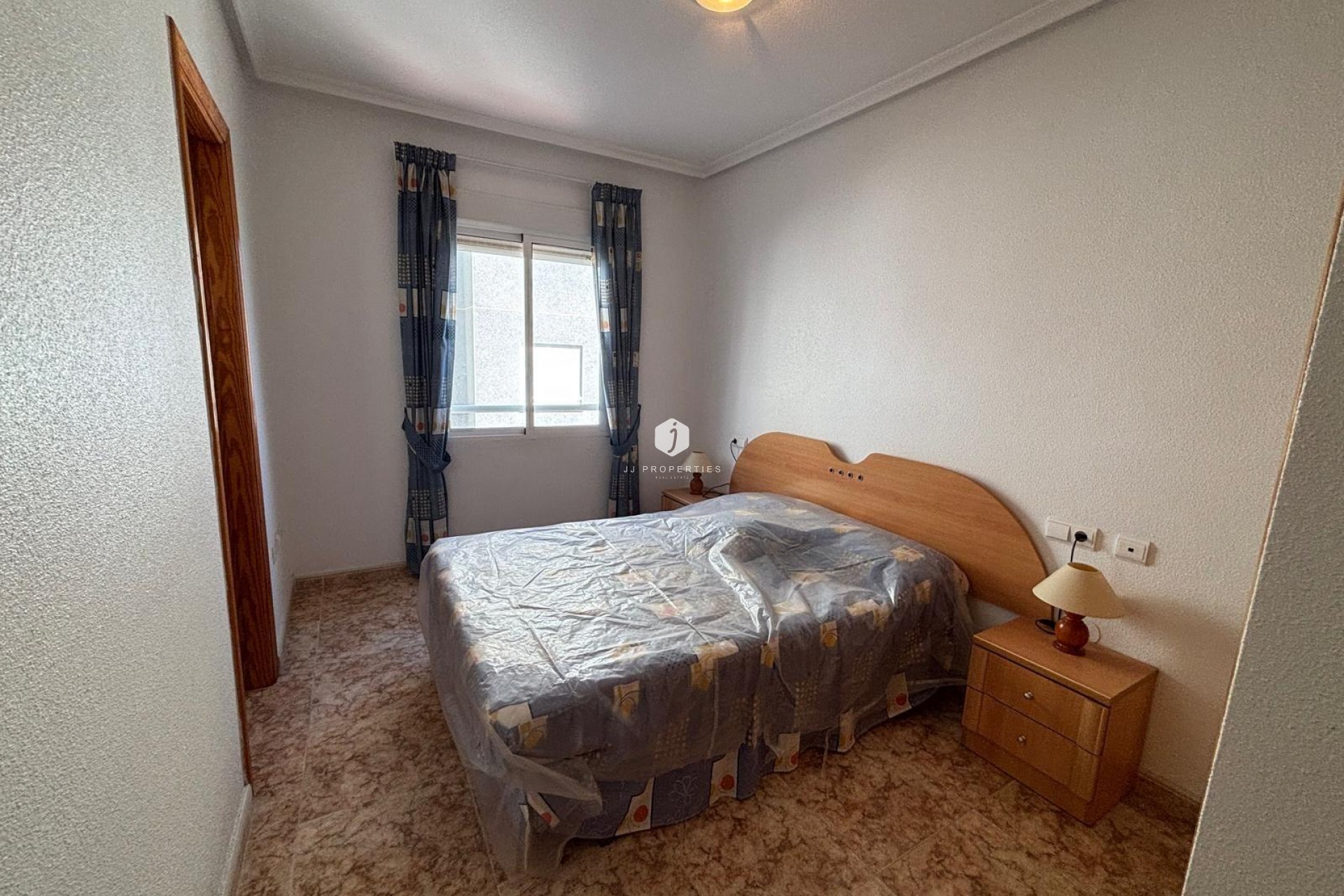 Aus zweiter Hand - Wohnung -
Torrevieja - Playa del Cura
