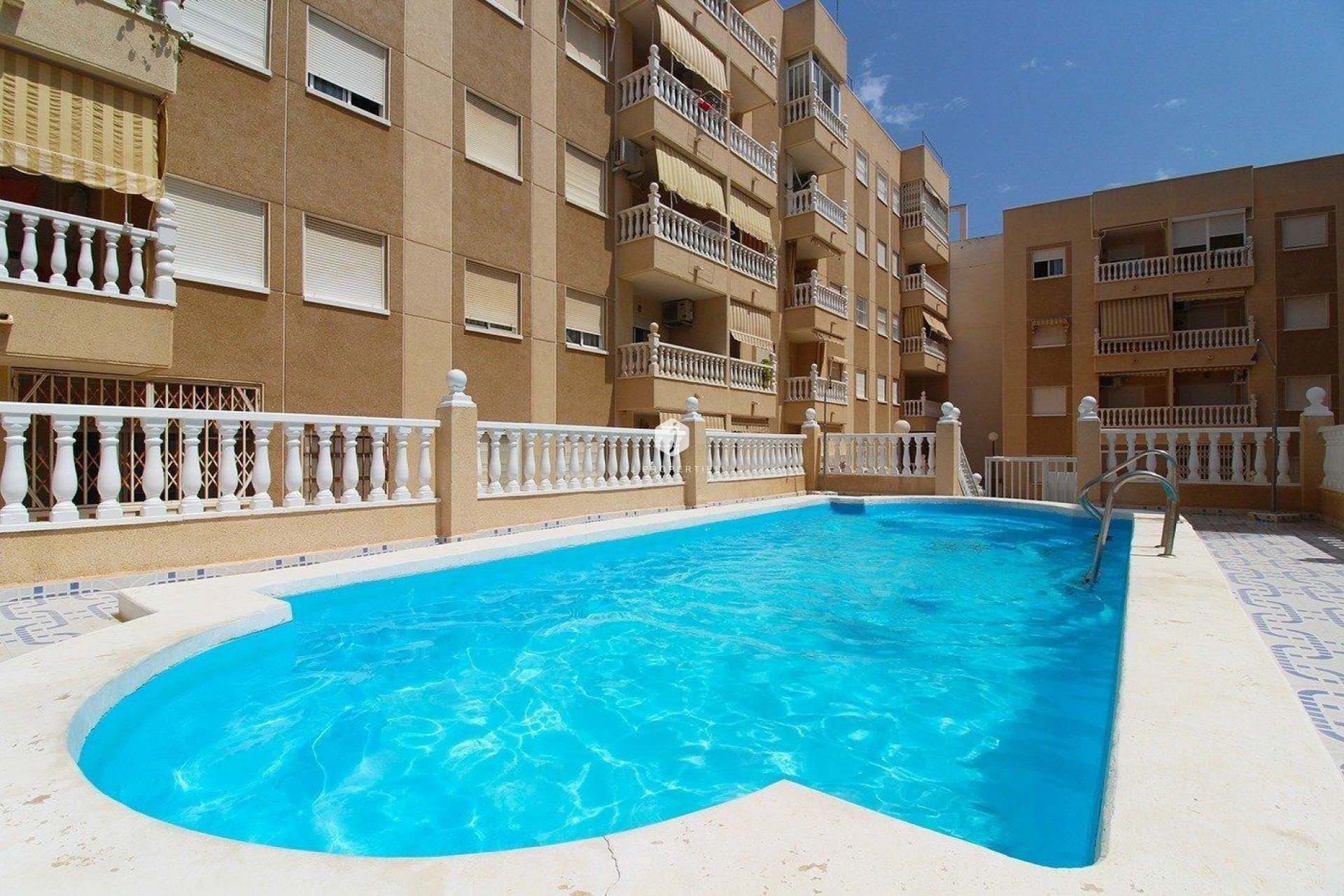 Aus zweiter Hand - Wohnung -
Torrevieja - Playa del Cura