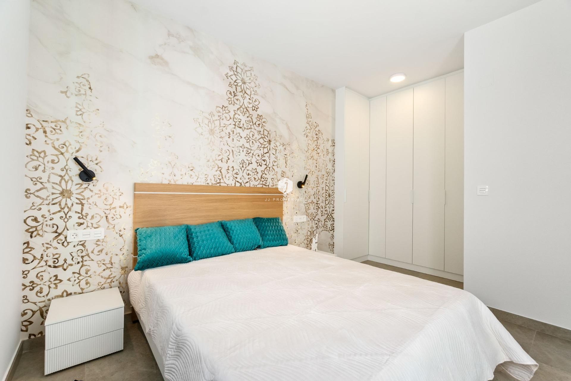 Aus zweiter Hand - Wohnung -
Torrevieja - Playa del Cura