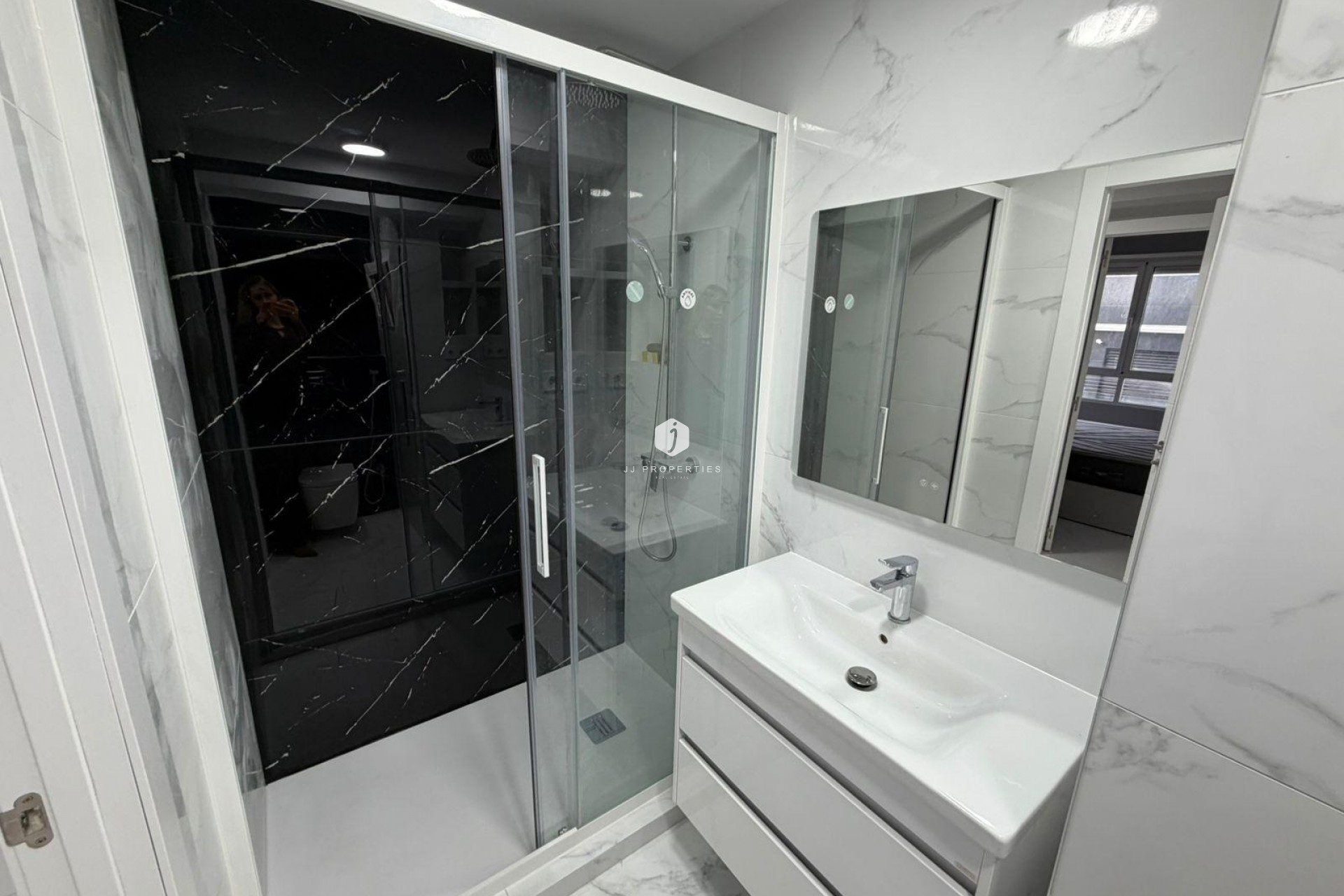 Aus zweiter Hand - Wohnung -
Torrevieja - Playa del Cura