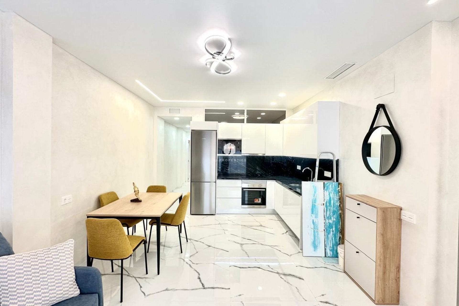 Aus zweiter Hand - Wohnung -
Torrevieja - Playa del Cura