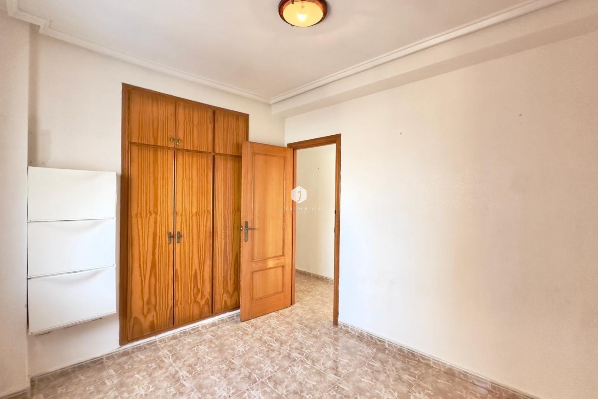 Aus zweiter Hand - Wohnung -
Torrevieja - Playa del Cura