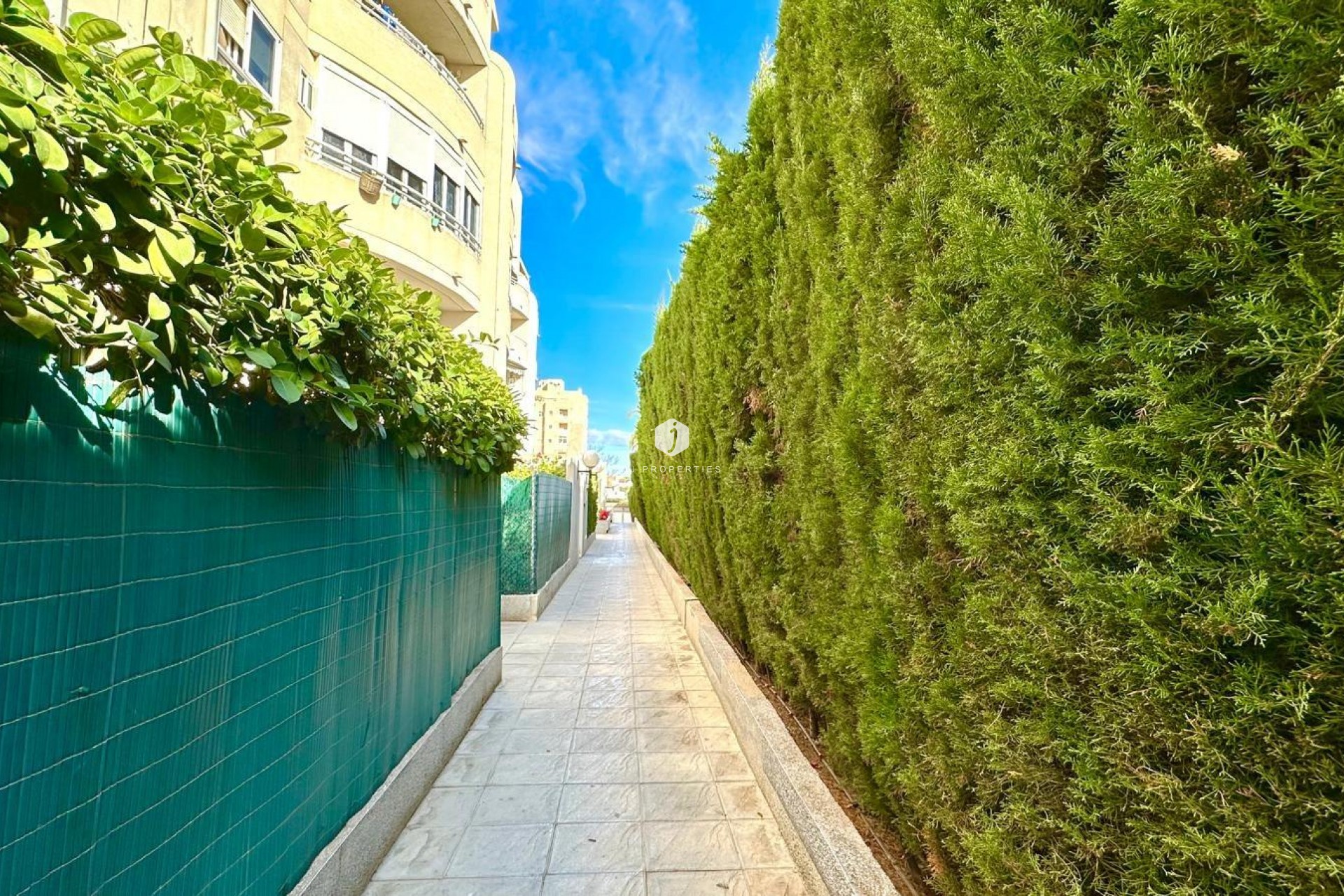 Aus zweiter Hand - Wohnung -
Torrevieja - Playa del Cura