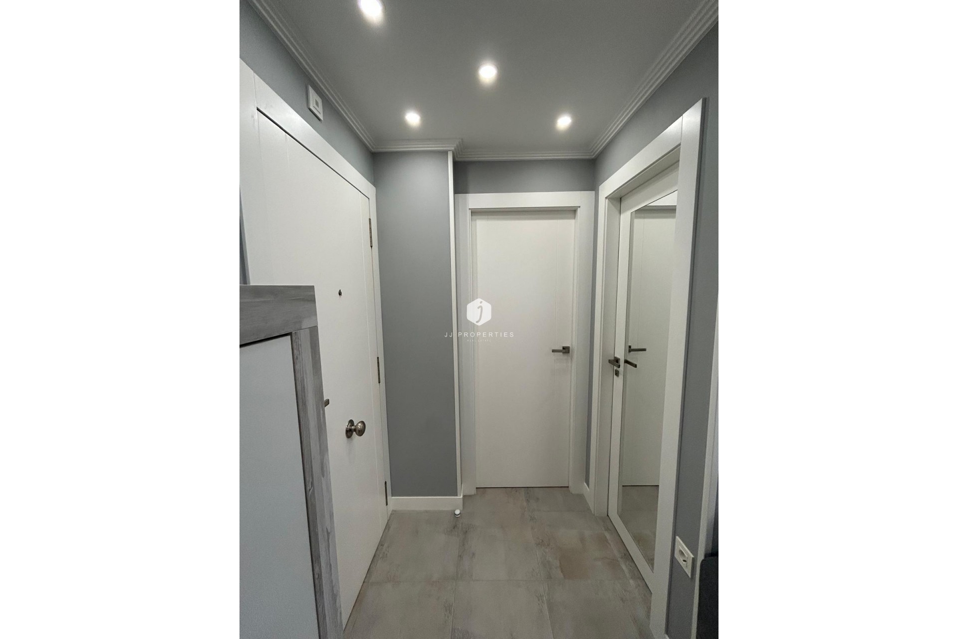 Aus zweiter Hand - Wohnung -
Torrevieja - Playa del Cura