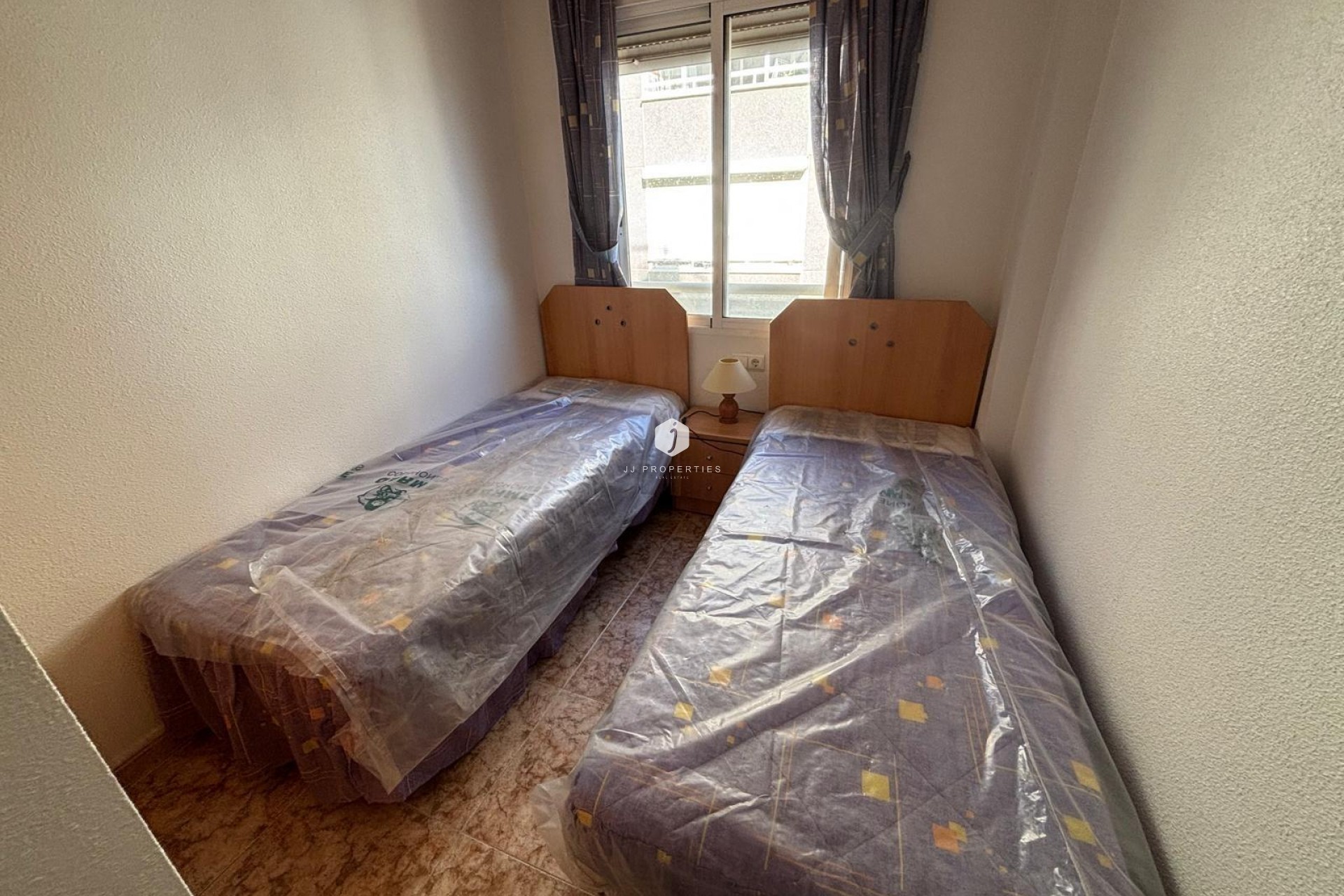 Aus zweiter Hand - Wohnung -
Torrevieja - Playa del Cura