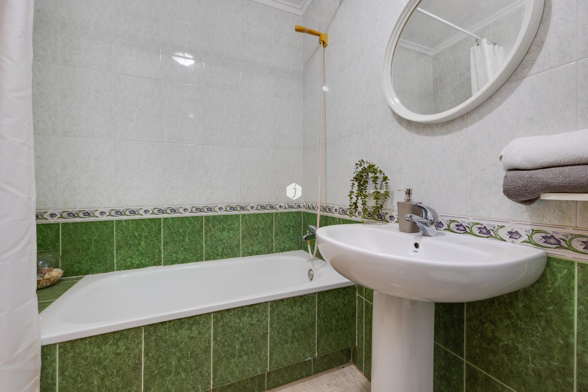 Aus zweiter Hand - Wohnung -
Torrevieja - Playa del Cura