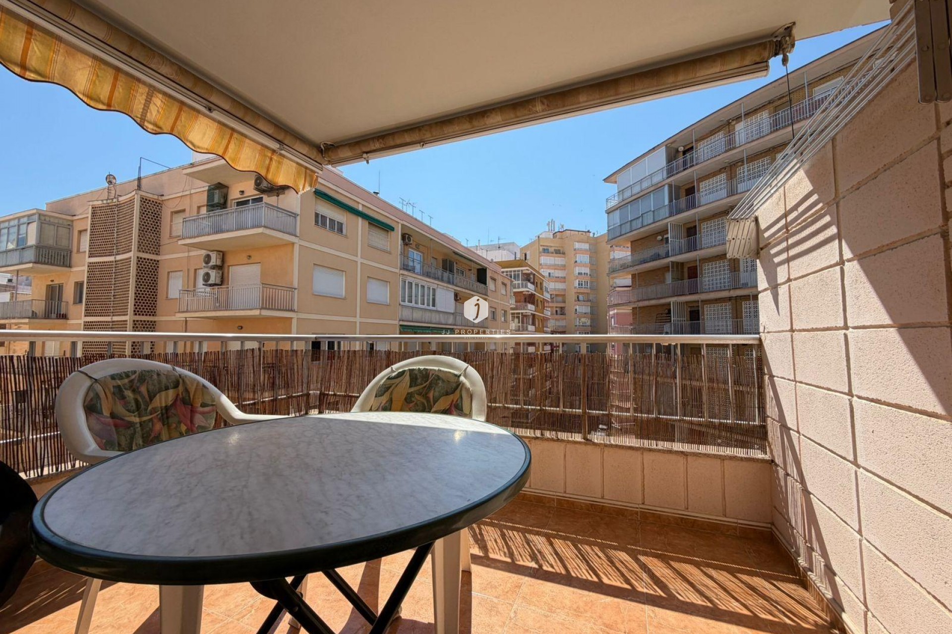 Aus zweiter Hand - Wohnung -
Torrevieja - Playa del Cura