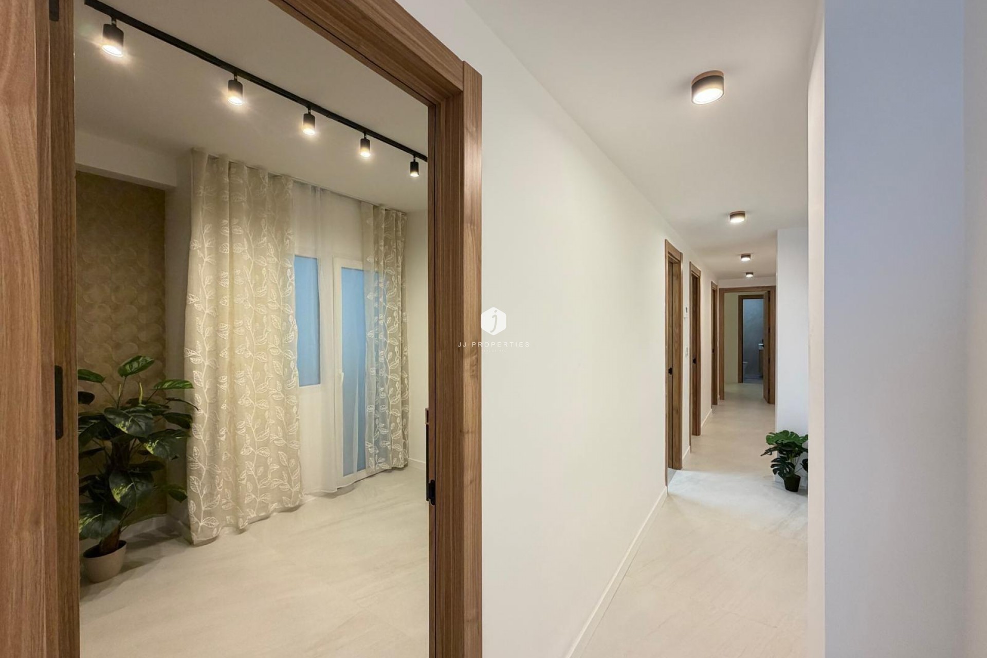 Aus zweiter Hand - Wohnung -
Torrevieja - Playa del Cura