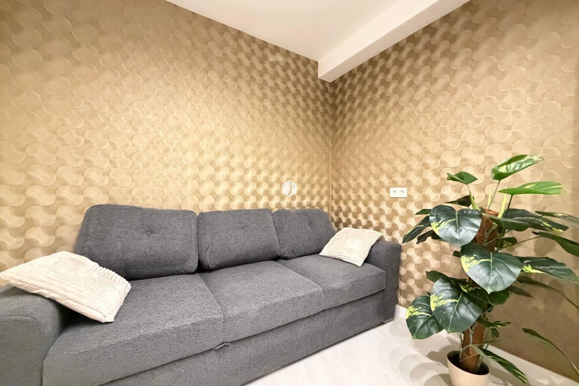 Aus zweiter Hand - Wohnung -
Torrevieja - Playa del Cura