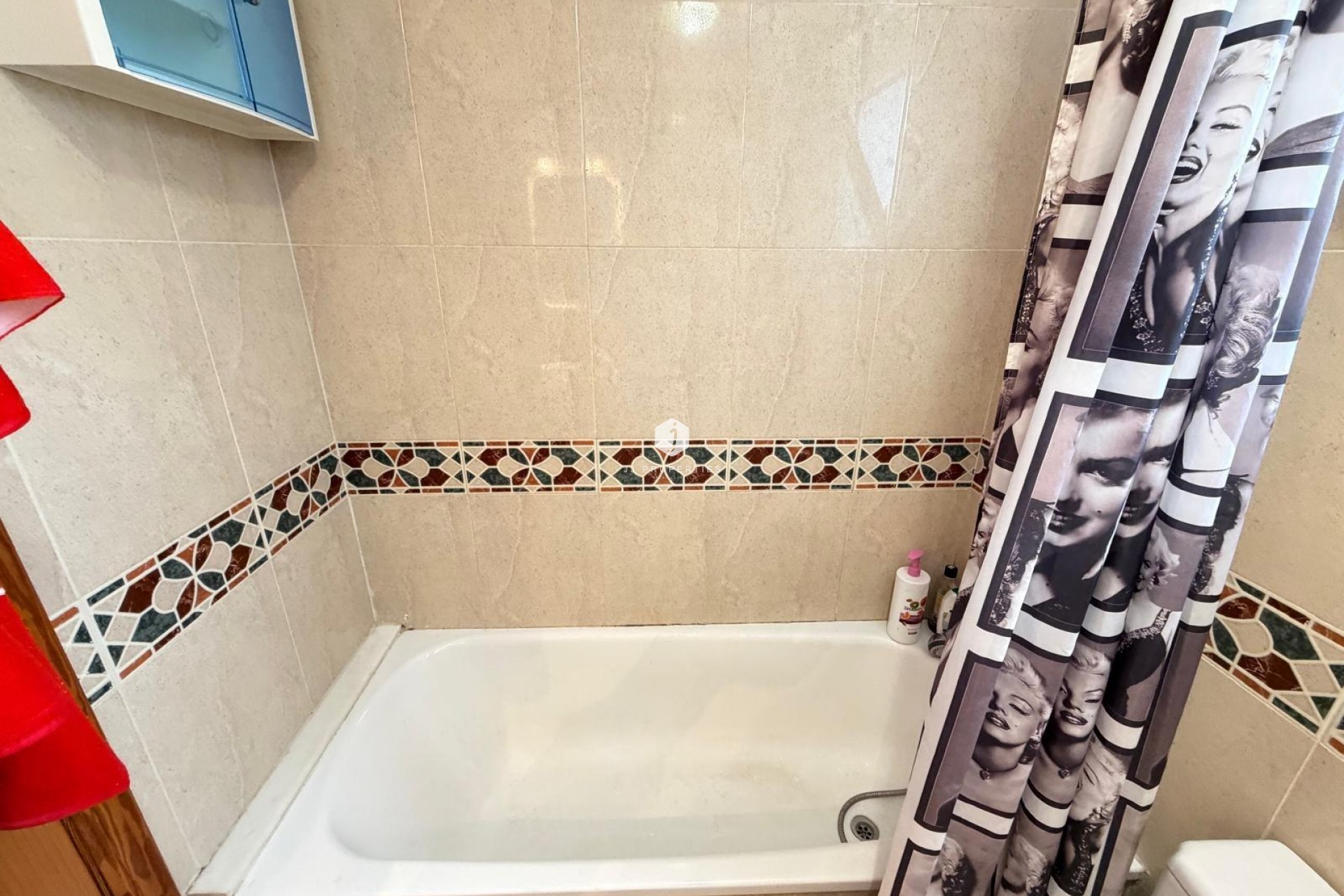 Aus zweiter Hand - Wohnung -
Torrevieja - Playa del Cura