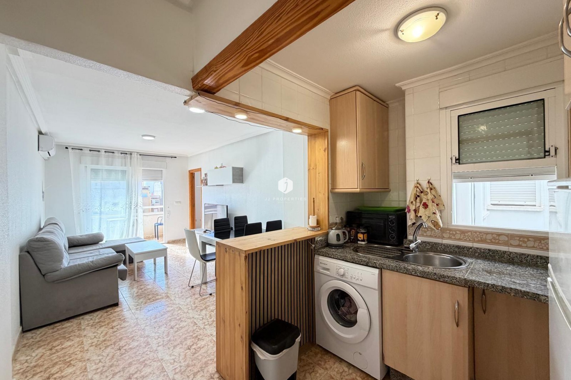 Aus zweiter Hand - Wohnung -
Torrevieja - Playa del Cura