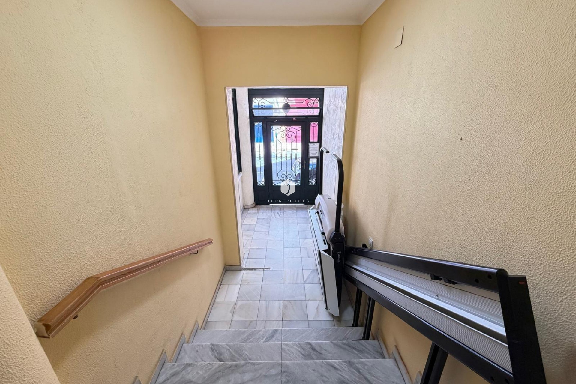 Aus zweiter Hand - Wohnung -
Torrevieja - Playa del Cura