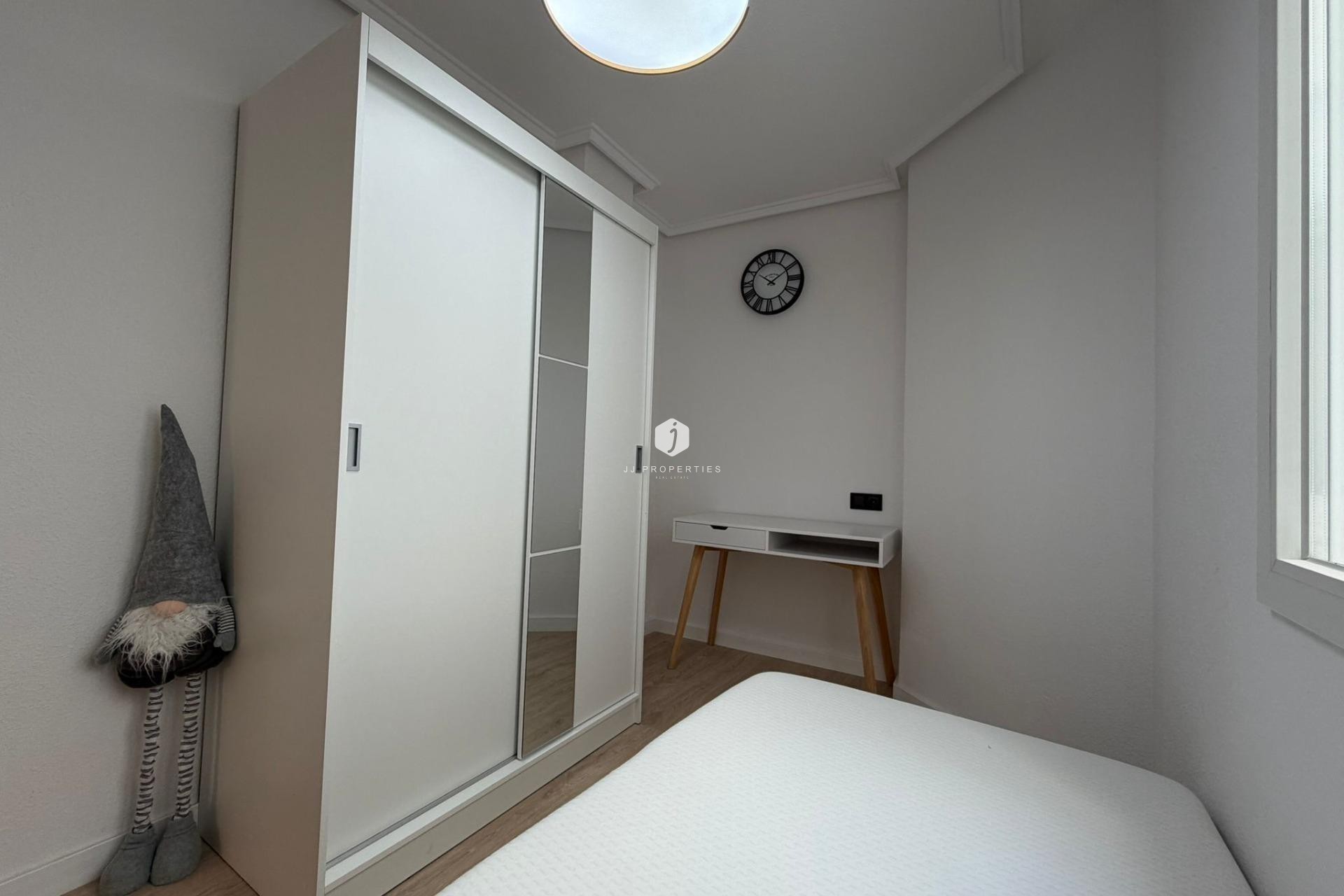 Aus zweiter Hand - Wohnung -
Torrevieja - Playa del Cura