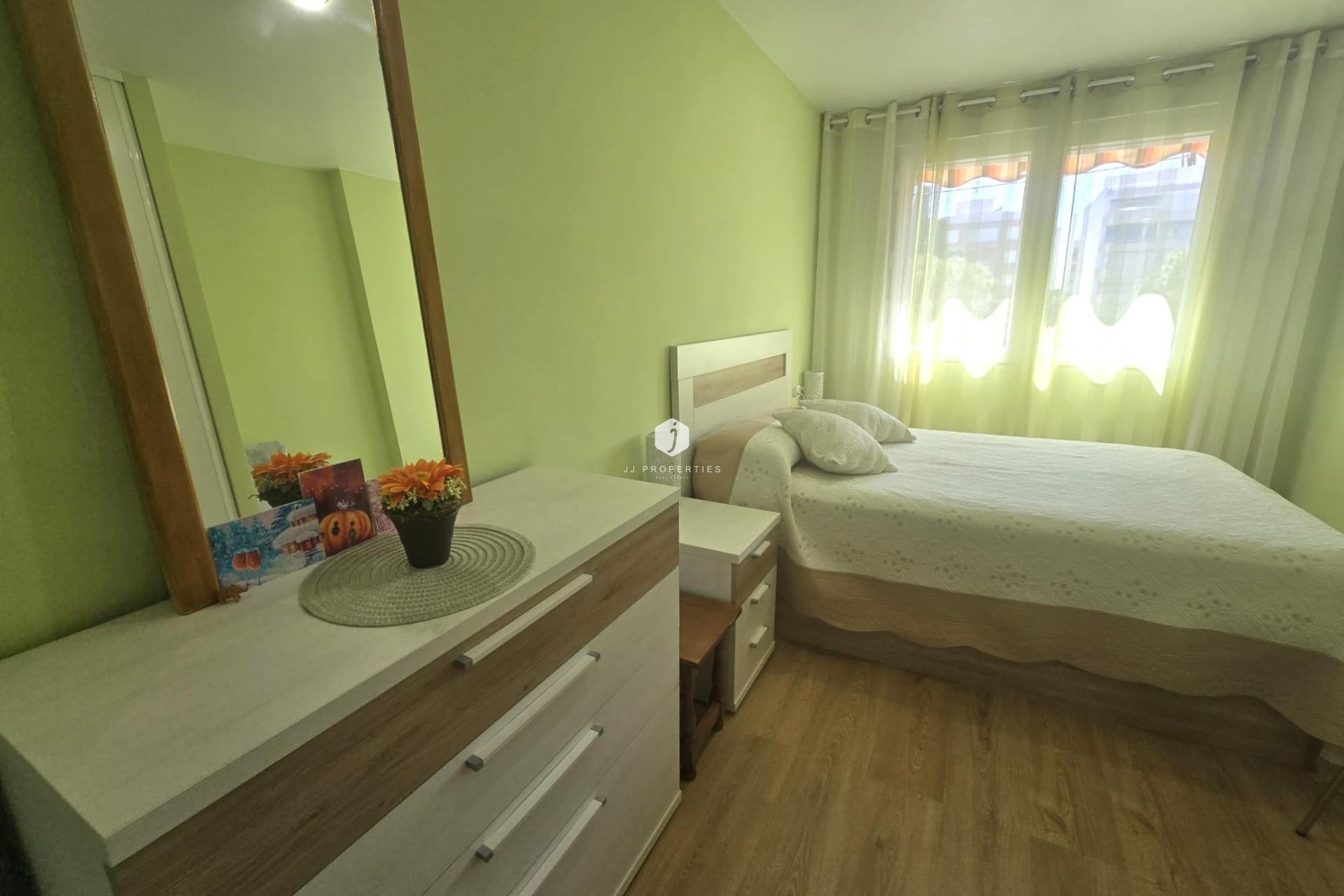 Aus zweiter Hand - Wohnung -
Torrevieja - Playa del Cura