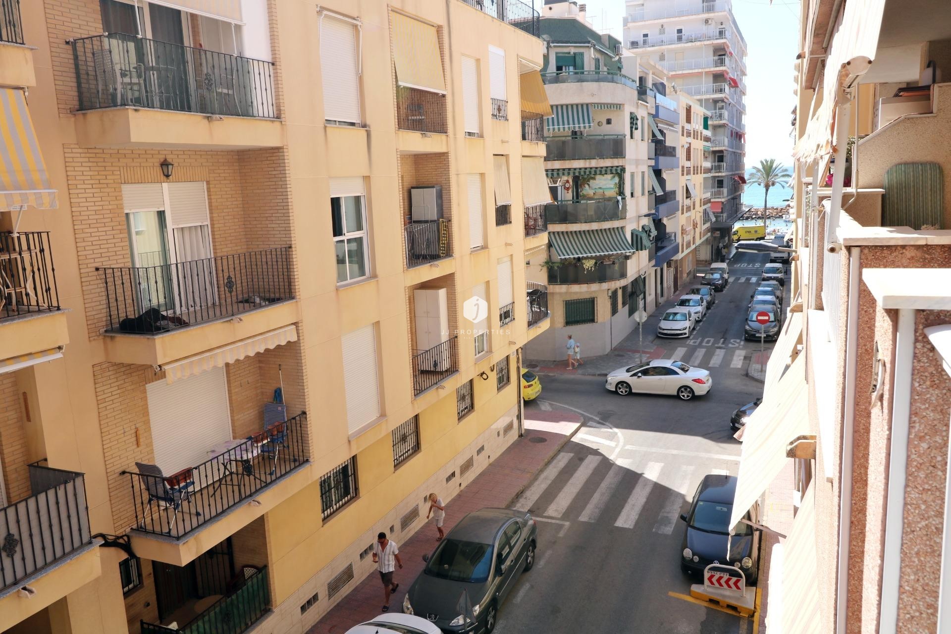 Aus zweiter Hand - Wohnung -
Torrevieja - Playa del Cura