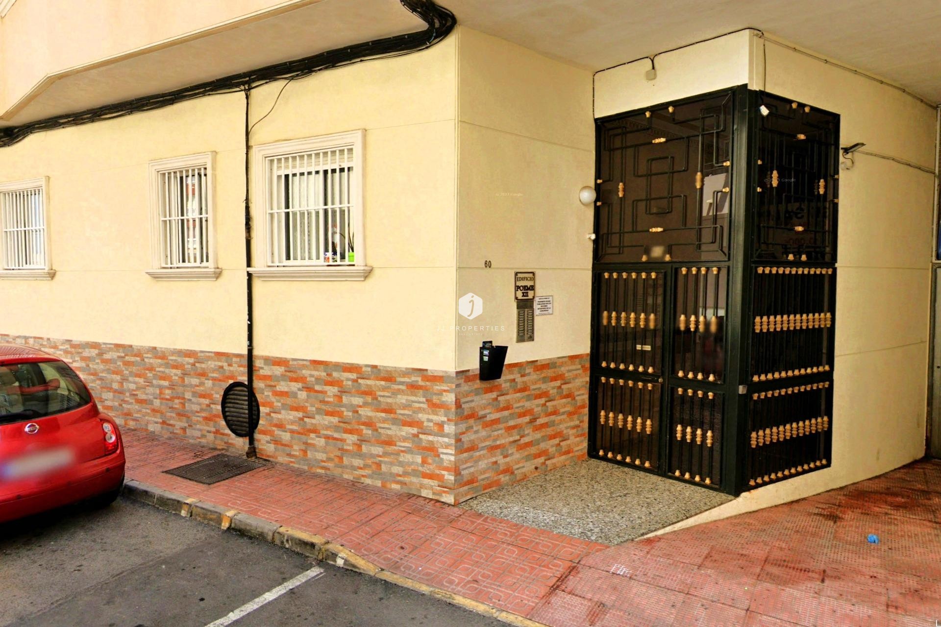 Aus zweiter Hand - Wohnung -
Torrevieja - Playa del Cura