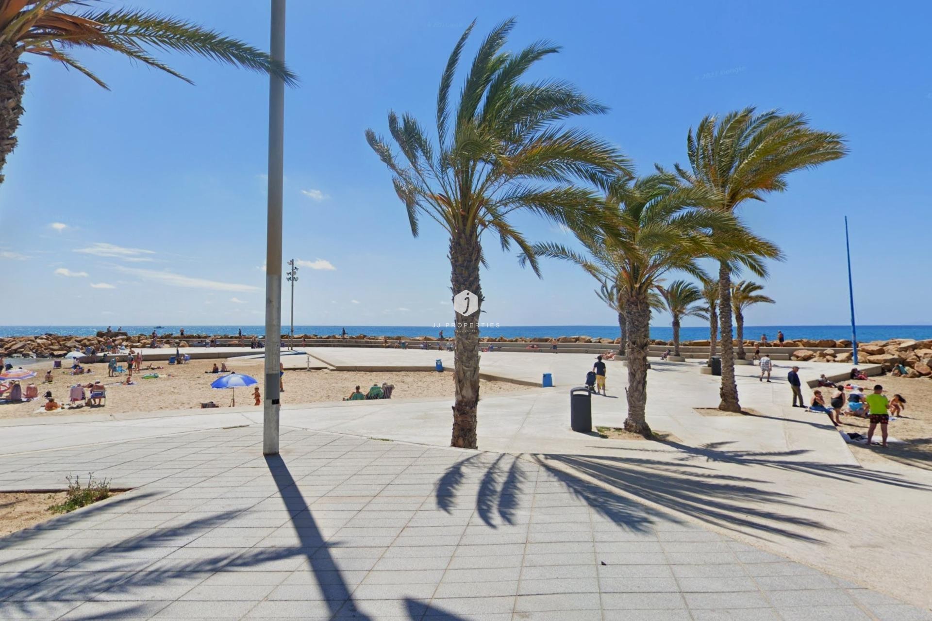 Aus zweiter Hand - Wohnung -
Torrevieja - Playa del Cura