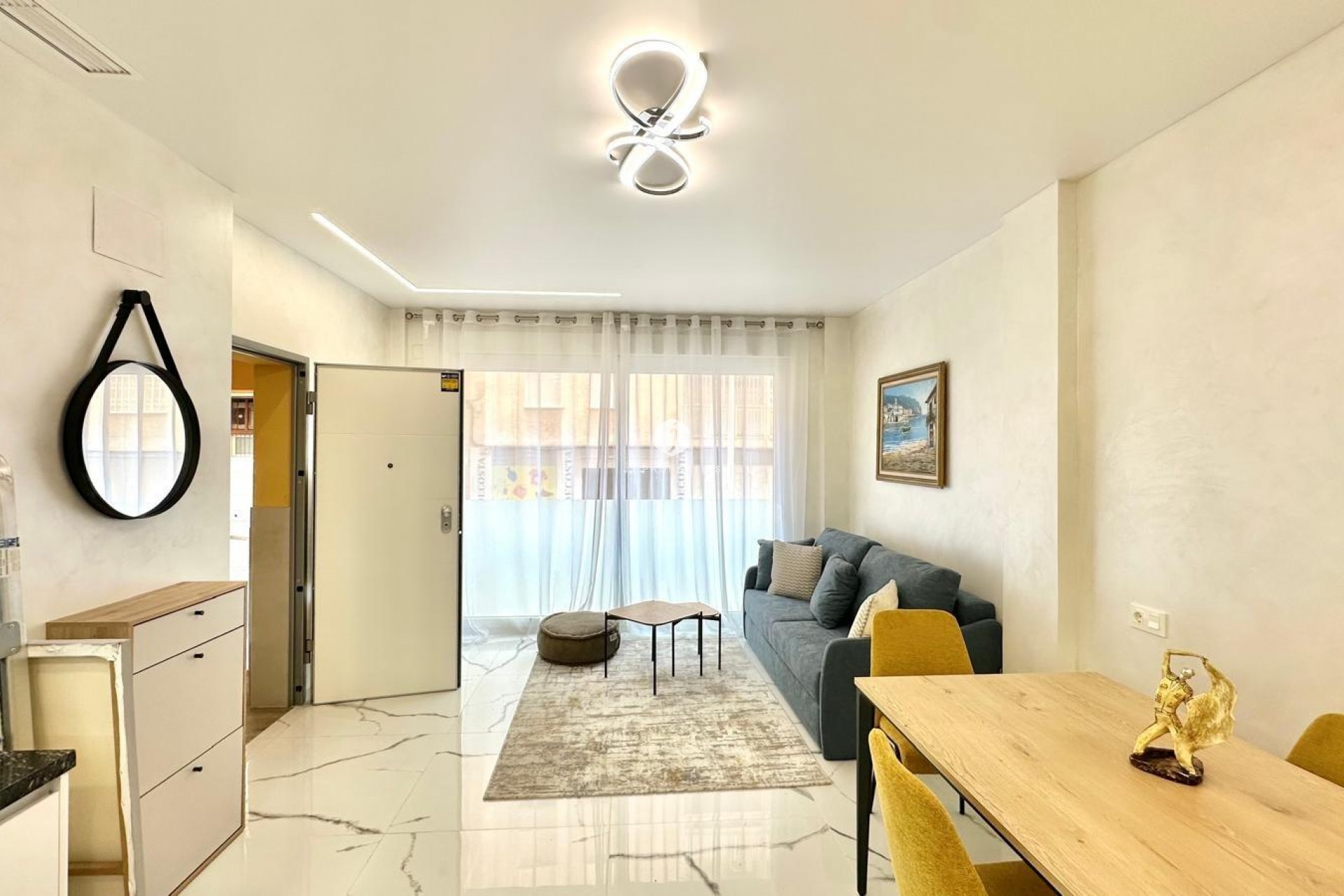 Aus zweiter Hand - Wohnung -
Torrevieja - Playa del Cura