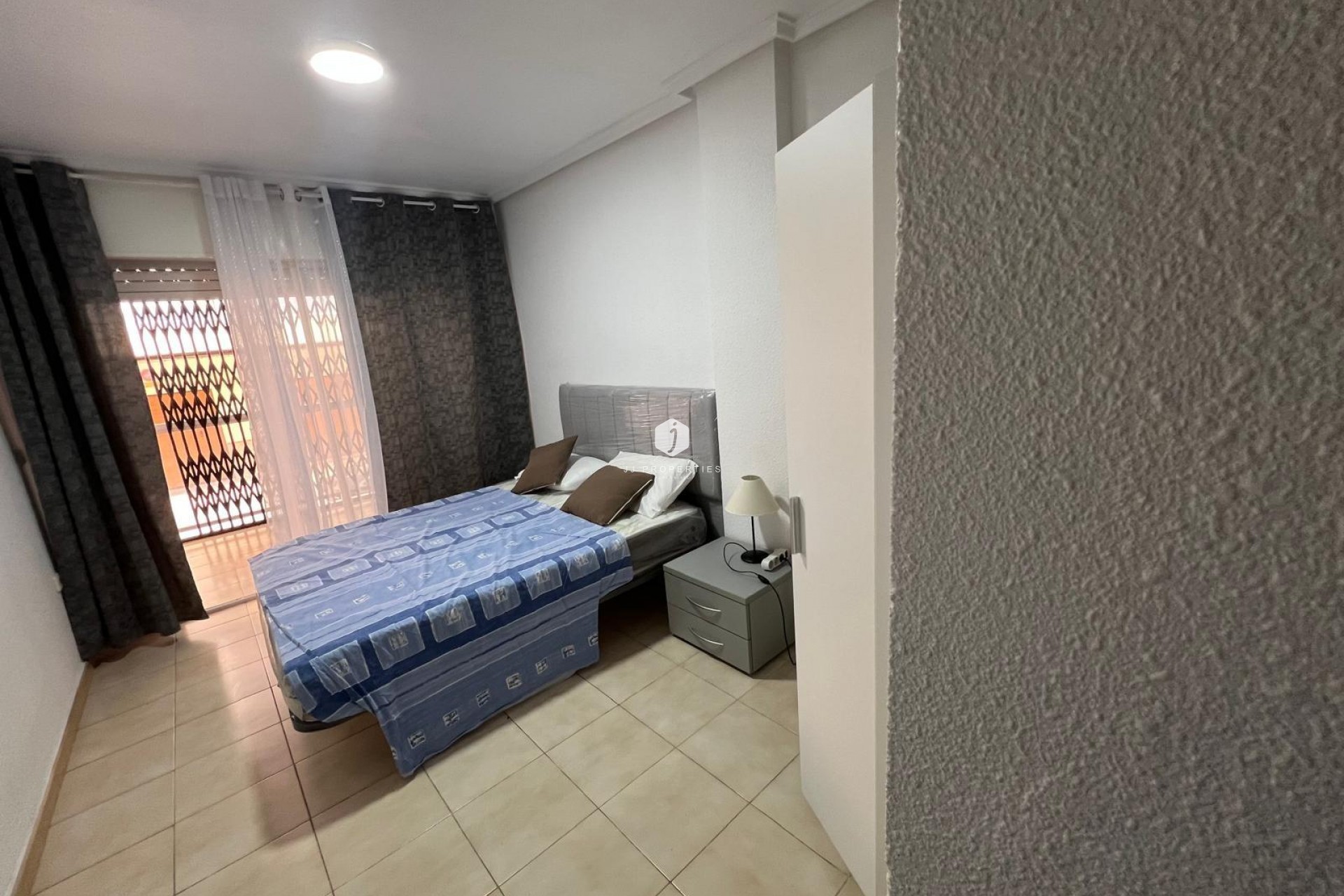 Aus zweiter Hand - Wohnung -
Torrevieja - Playa del Cura