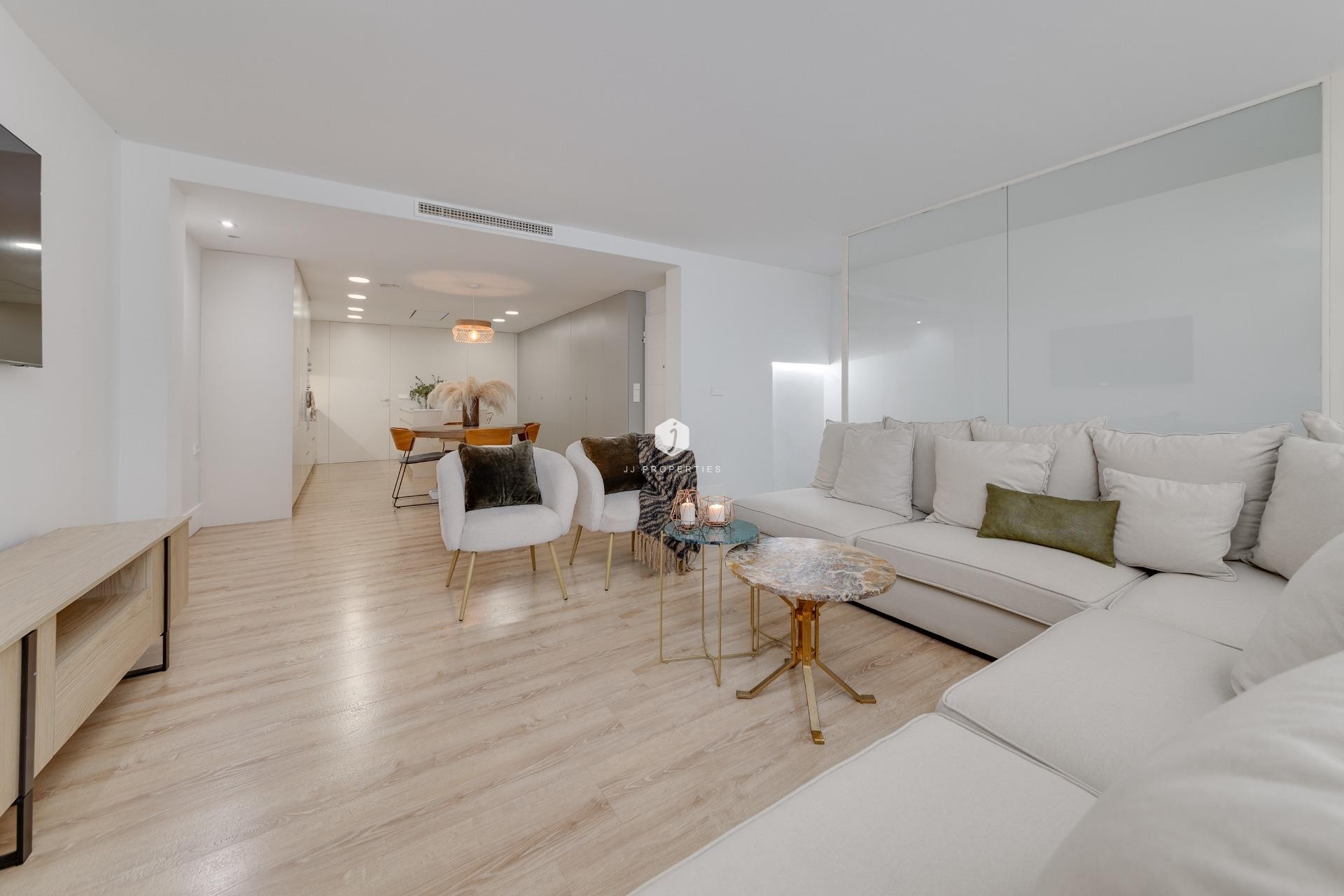 Aus zweiter Hand - Wohnung -
Torrevieja - Playa del Cura
