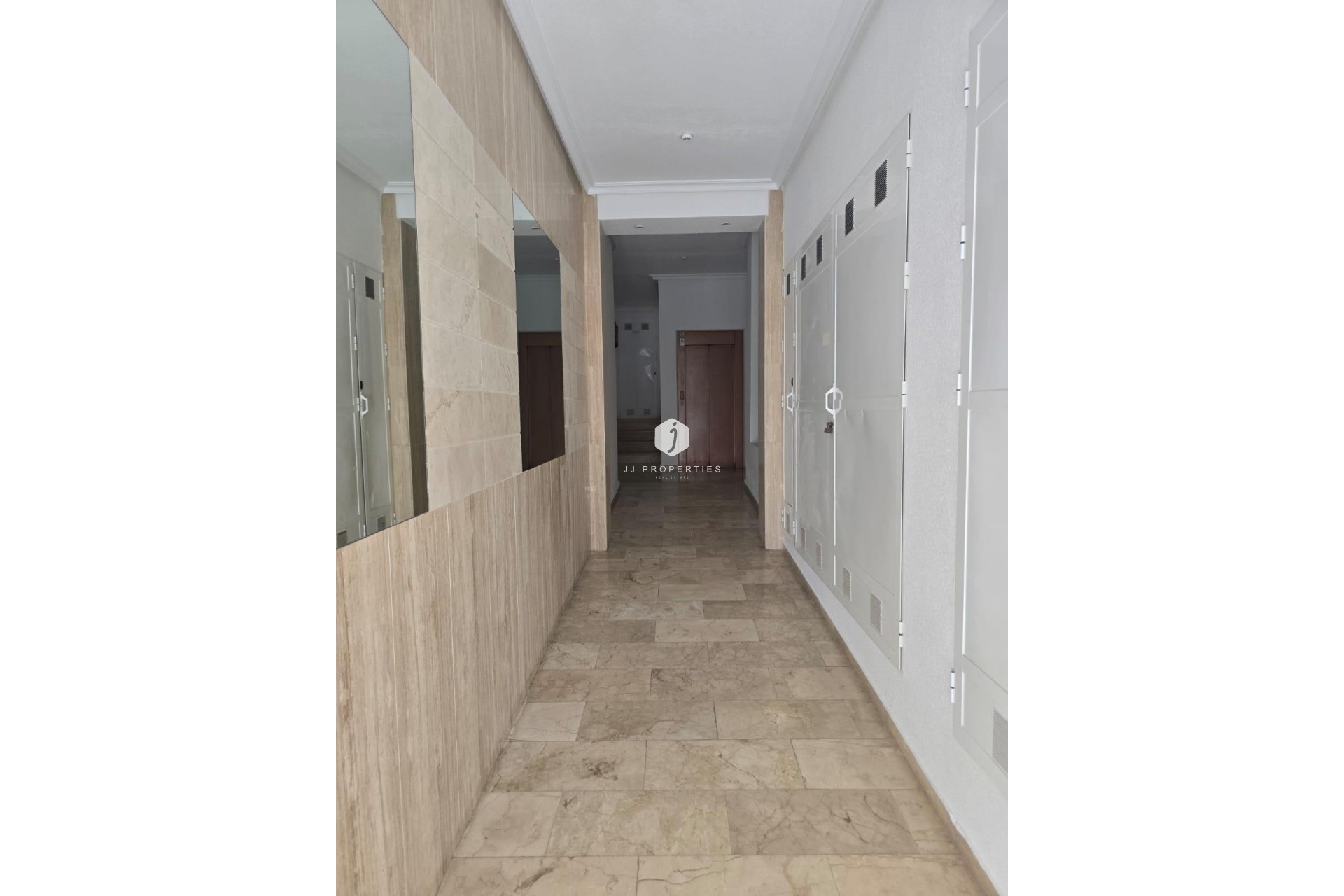 Aus zweiter Hand - Wohnung -
Torrevieja - Playa del Cura