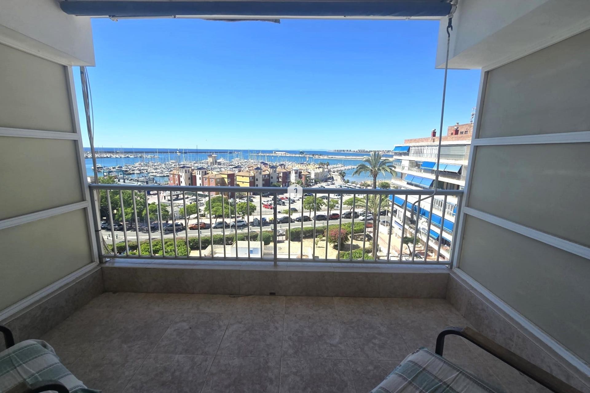 Aus zweiter Hand - Wohnung -
Torrevieja - Puerto Deportivo Marina Salinas