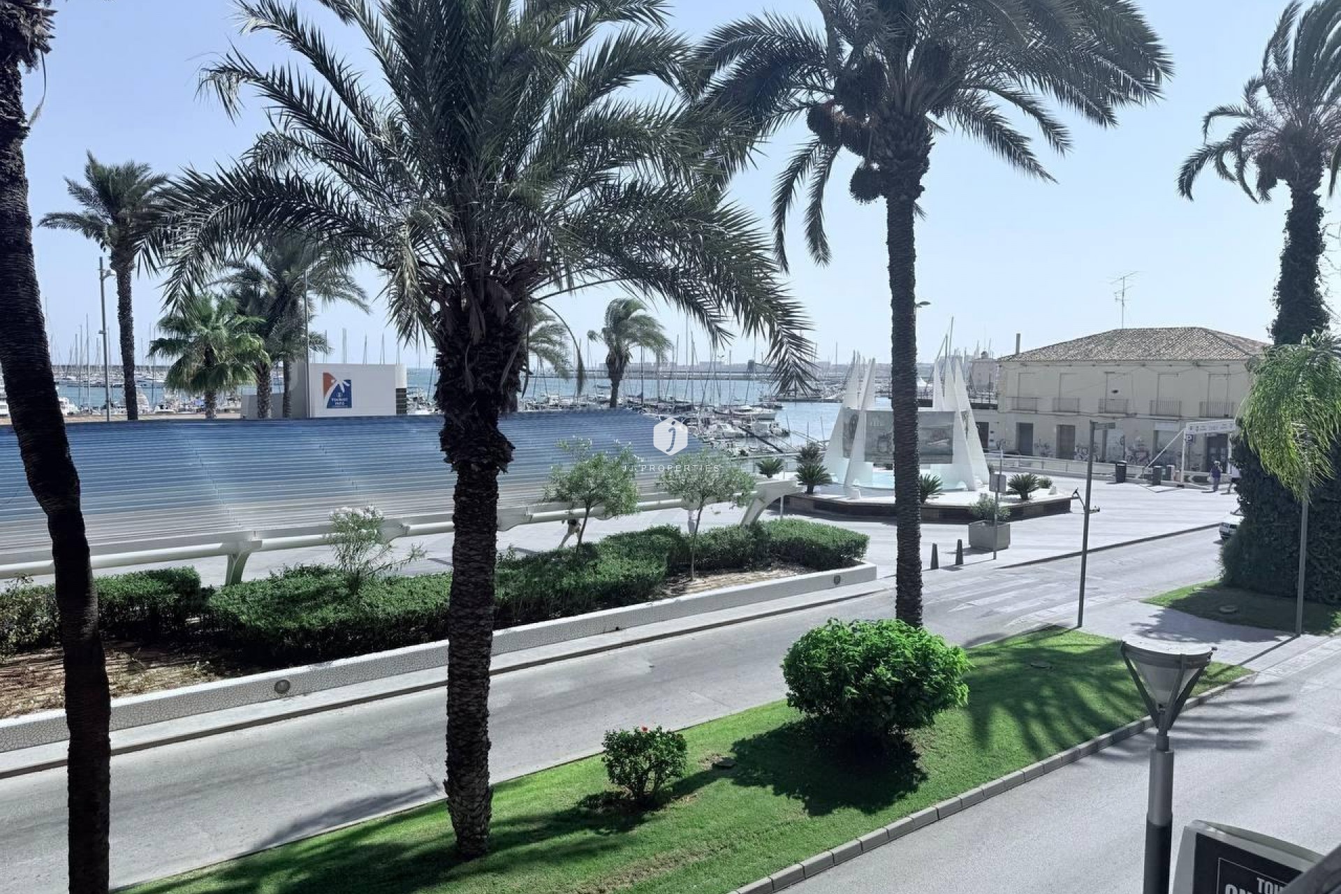 Aus zweiter Hand - Wohnung -
Torrevieja - Puerto